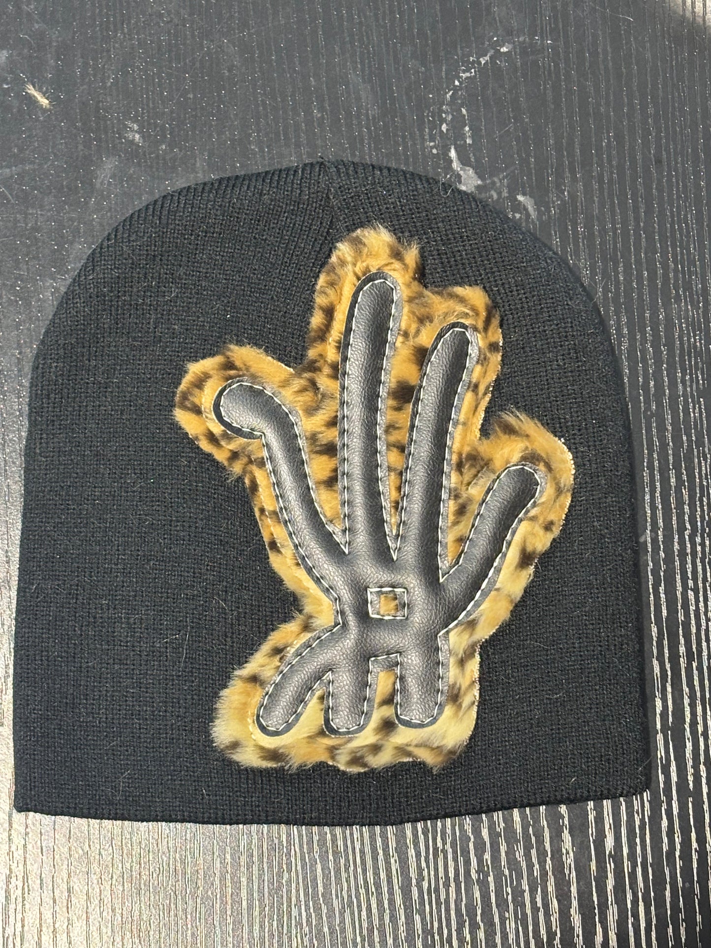 YKWYK BEANIE BLACK/CHEETAH REGULAR