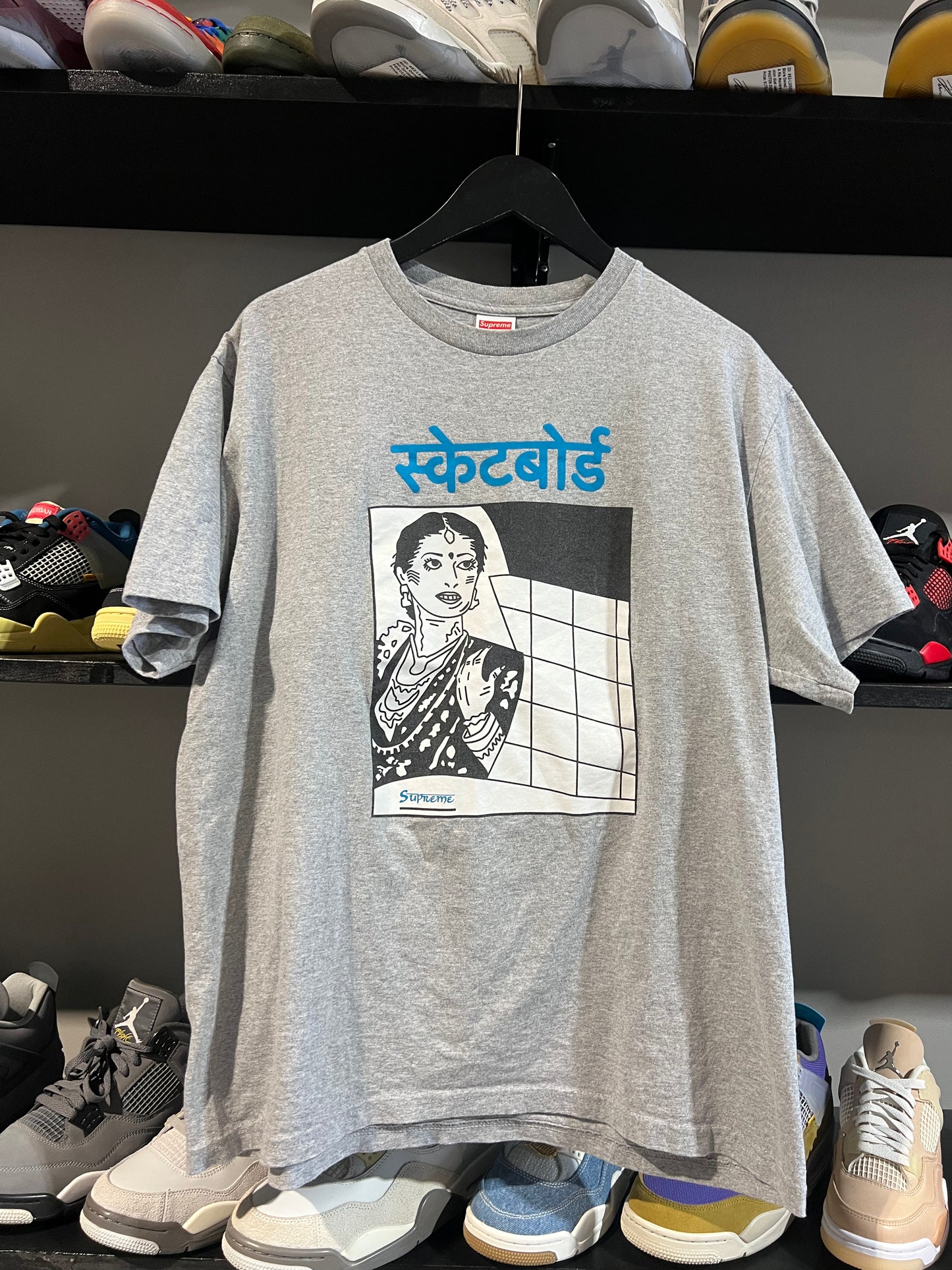 grey supreme Bombay heather grey tee sz L