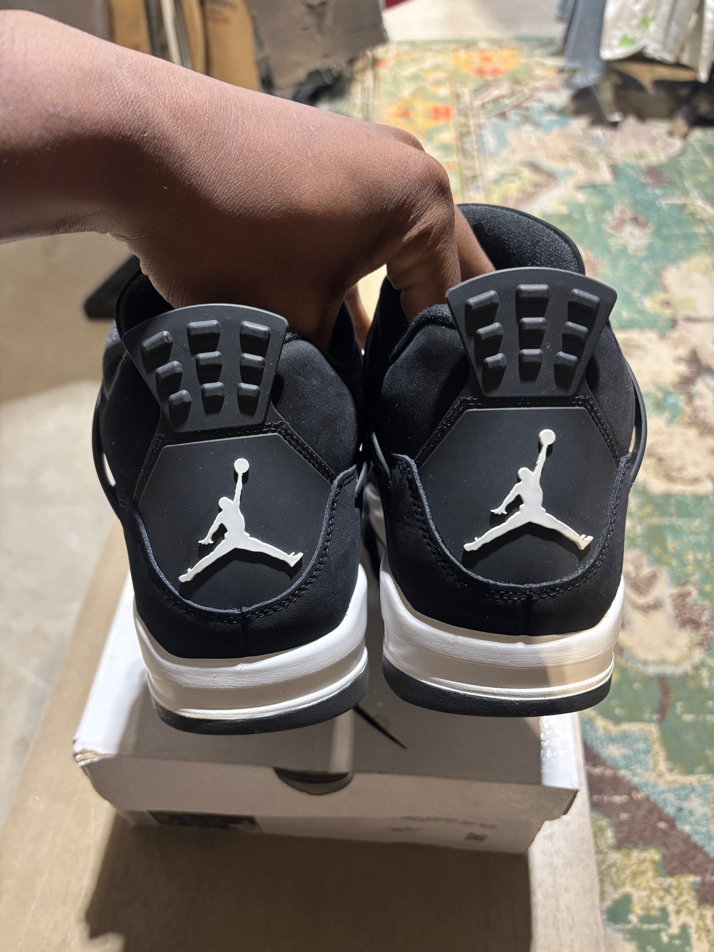 Jordan 4 White Thunder Used Sz 10