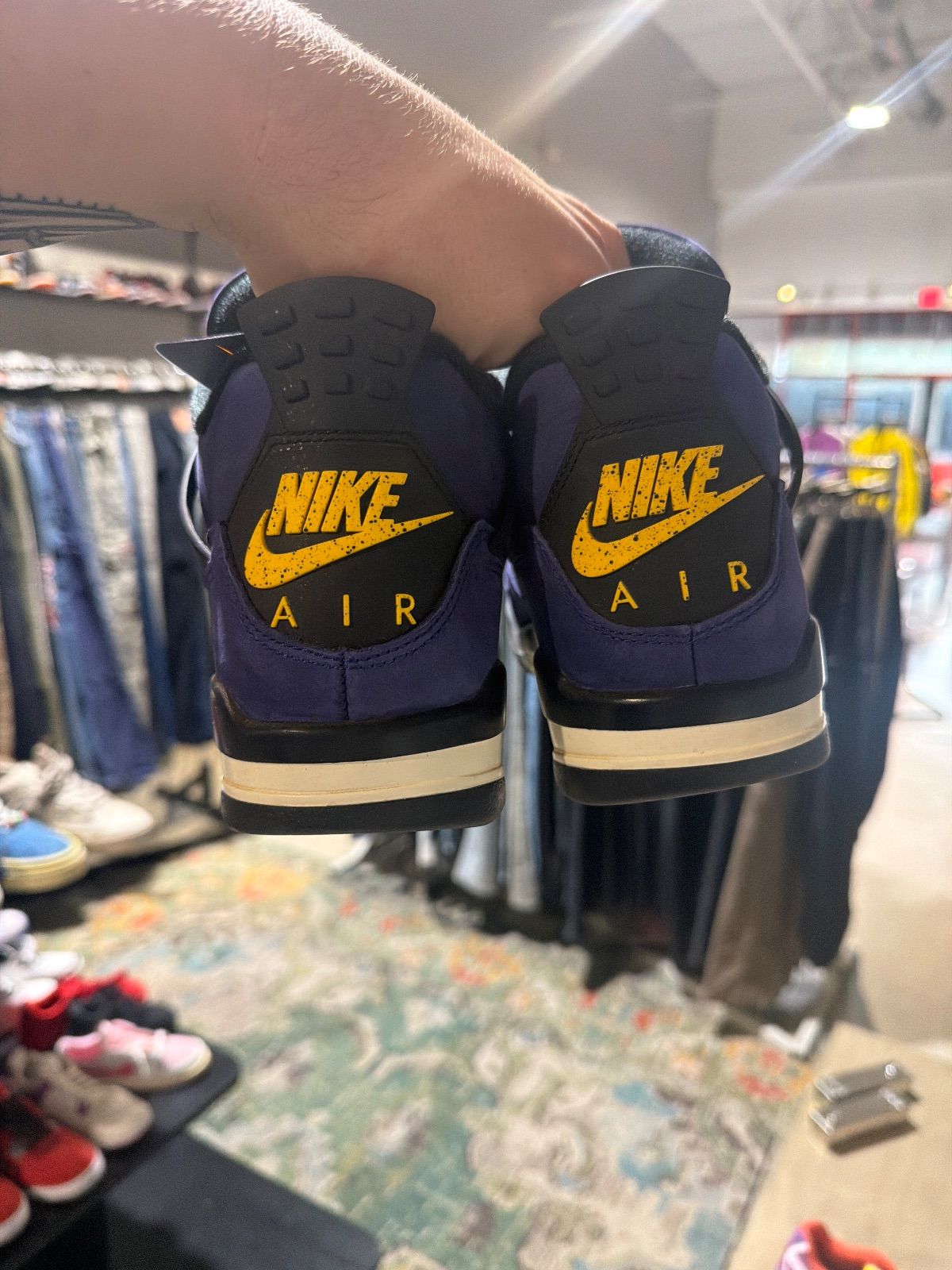 Jordan 4 Retro Lakers - Pre-Owned