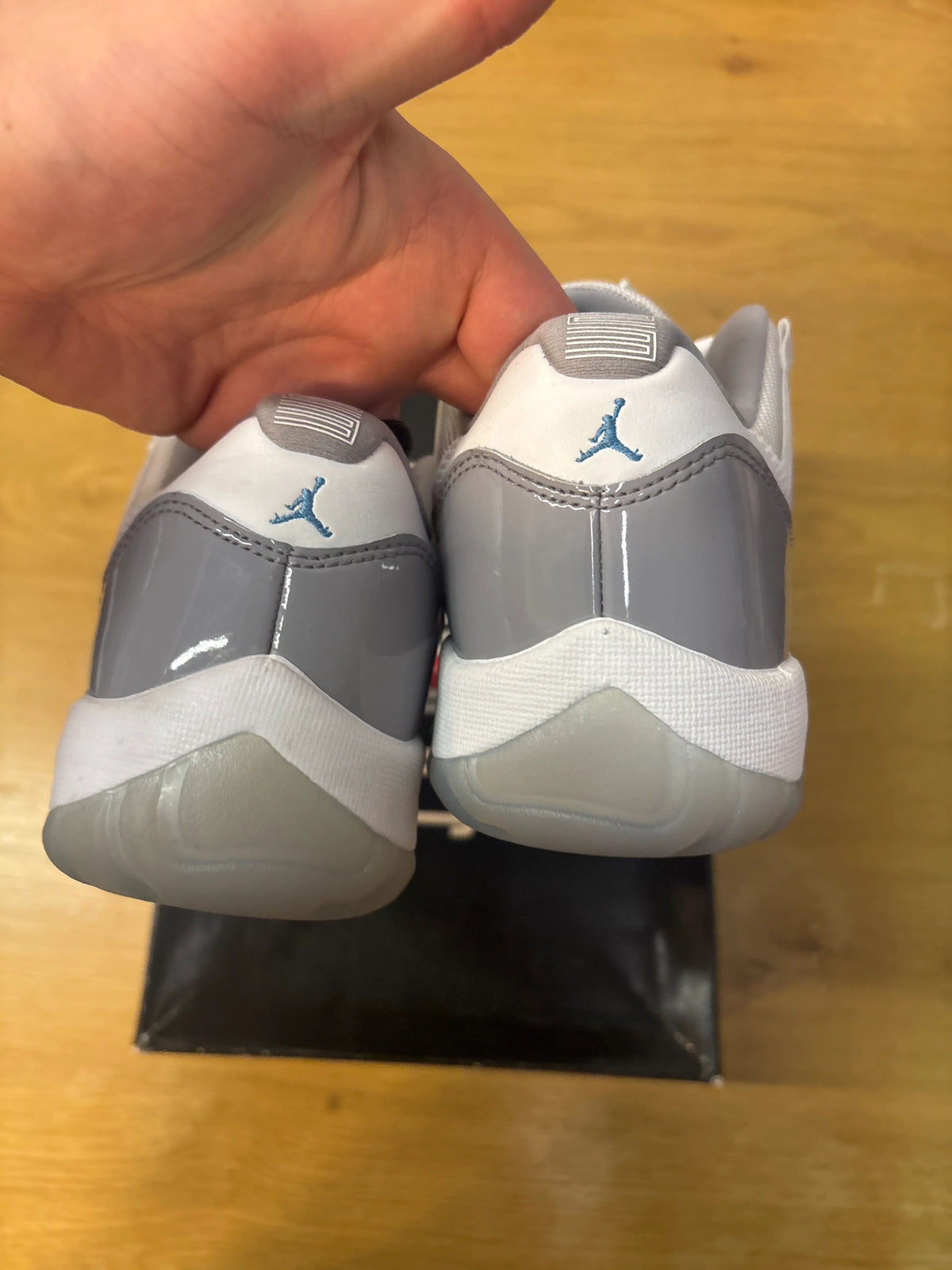 Jordan 11 Retro Low Cement Grey - Pre-Owned