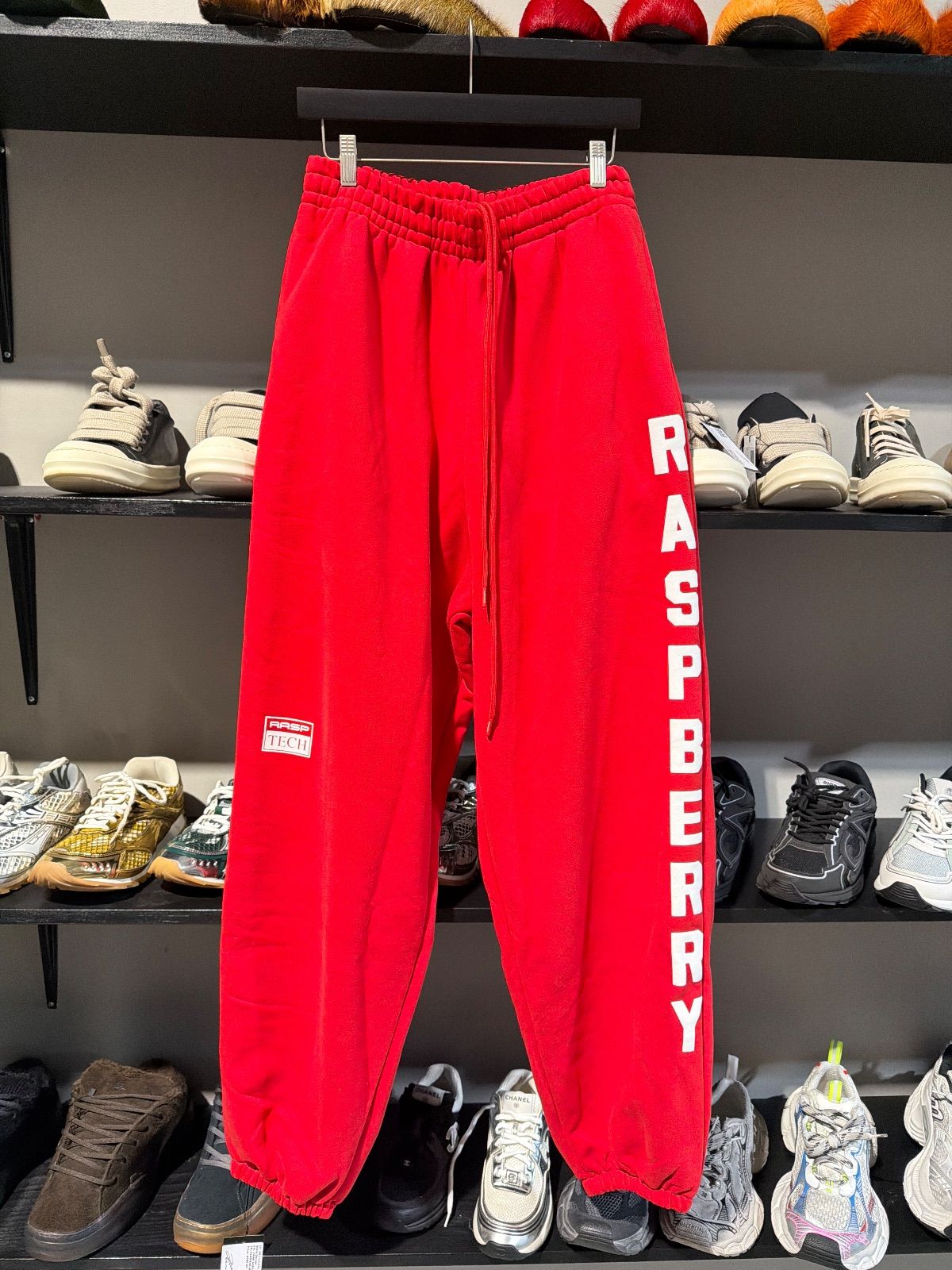 Gv Gallery Weekday Baggy Sweats Red
