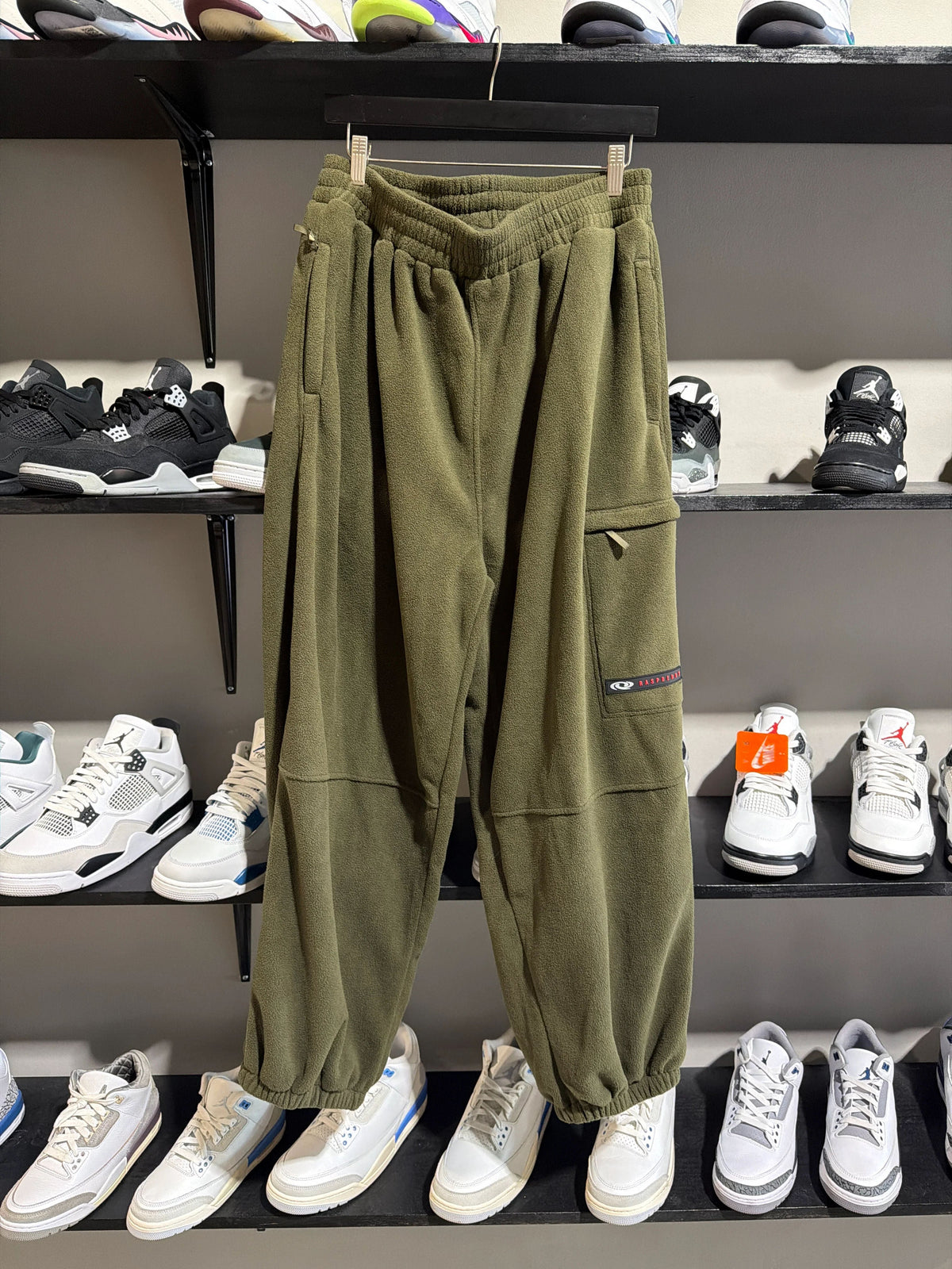 Gv Gallery Olive Fleece Sweats