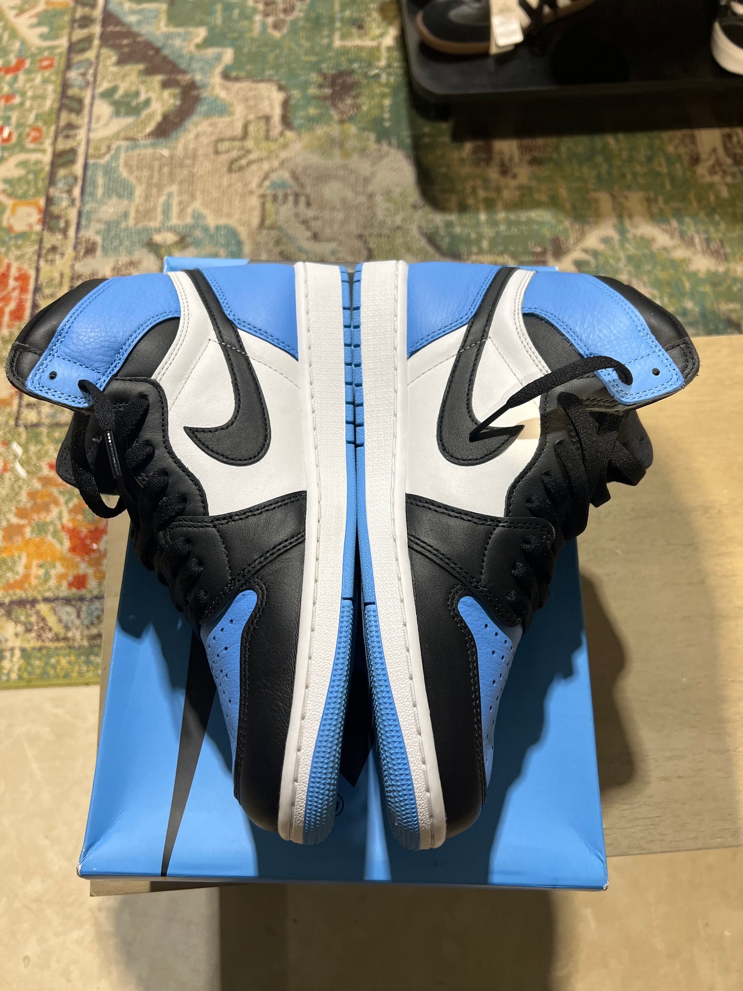 Jordan 1 Unc toe used sz 11