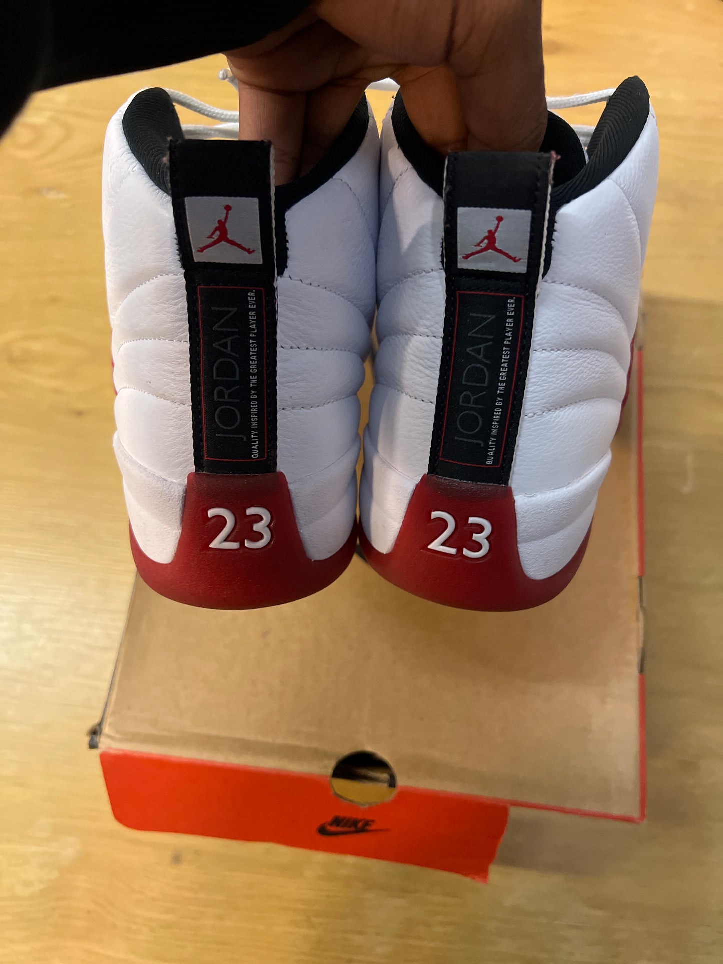 AIR JORDAN 12 RETRO CHERRY 2023 USED SIZE 9.5