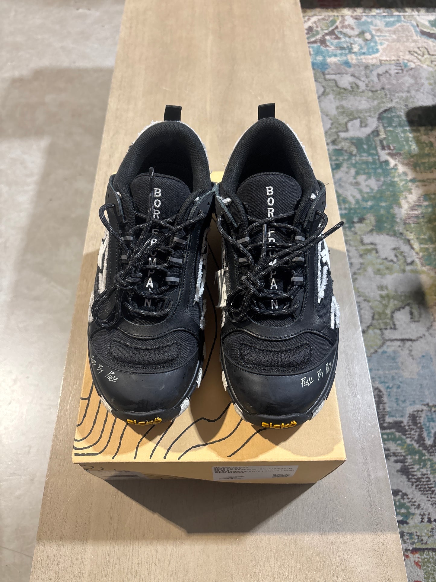 Sicko Hiking Sneaker Black/White Used Sz 8