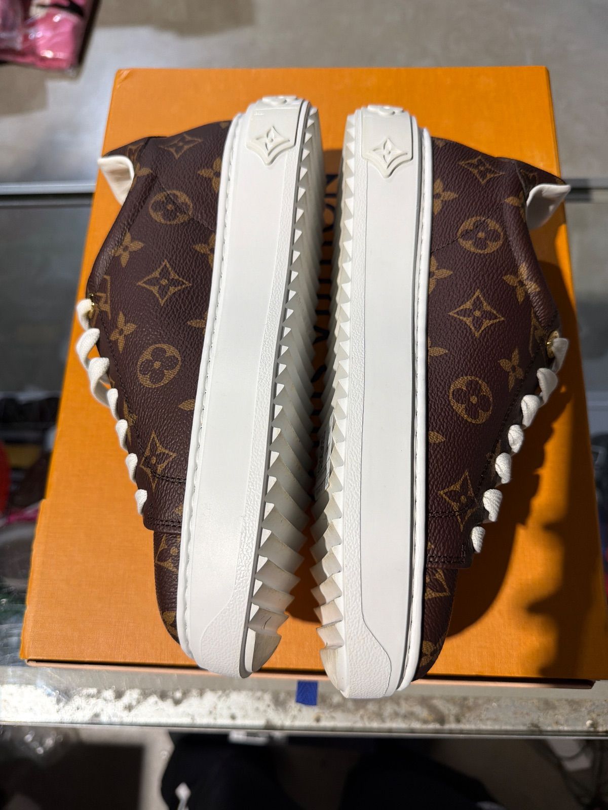 Louis vuitton time out sneaker - Pre-Owned
