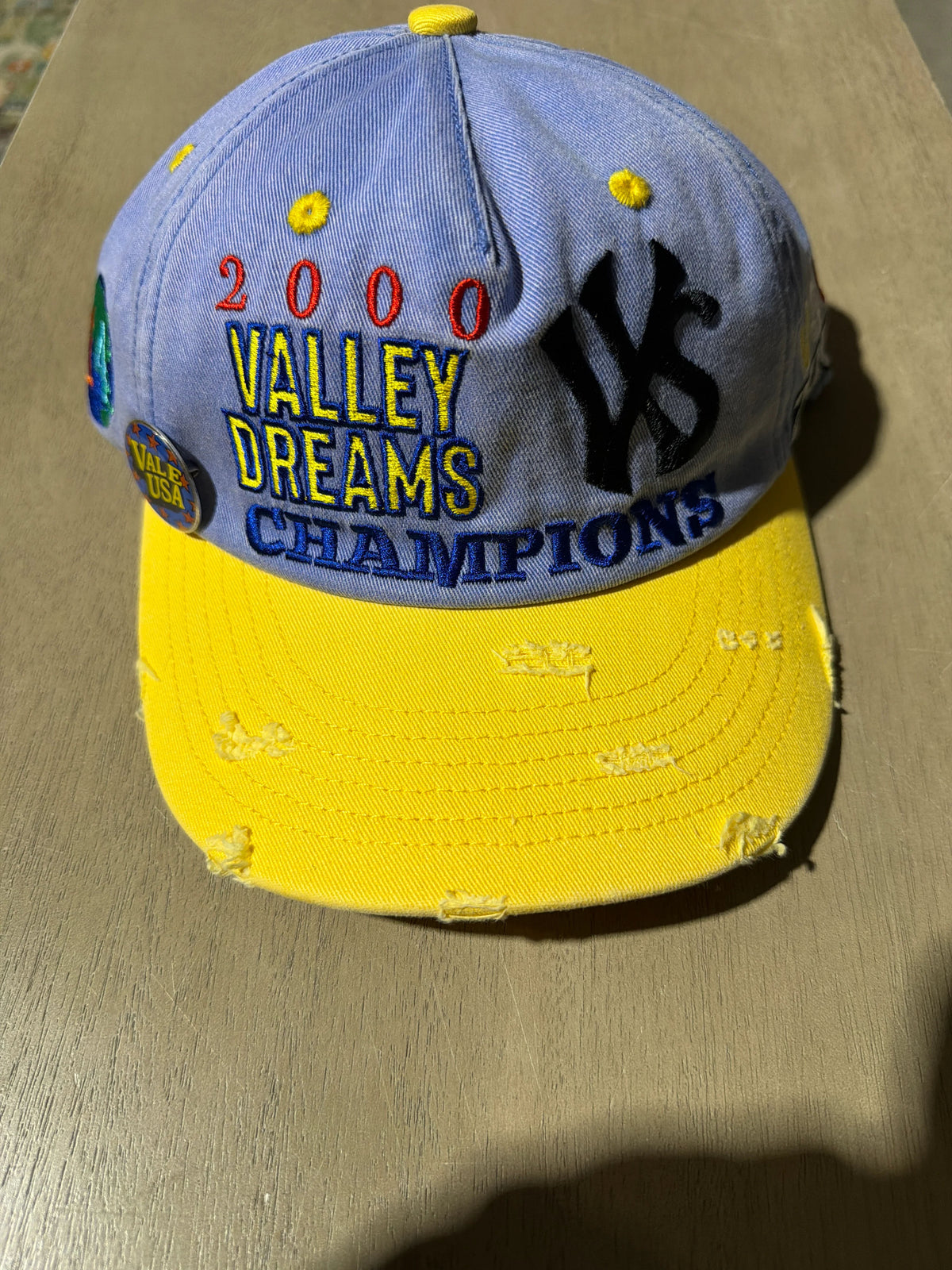 Vale Blue Day Cap