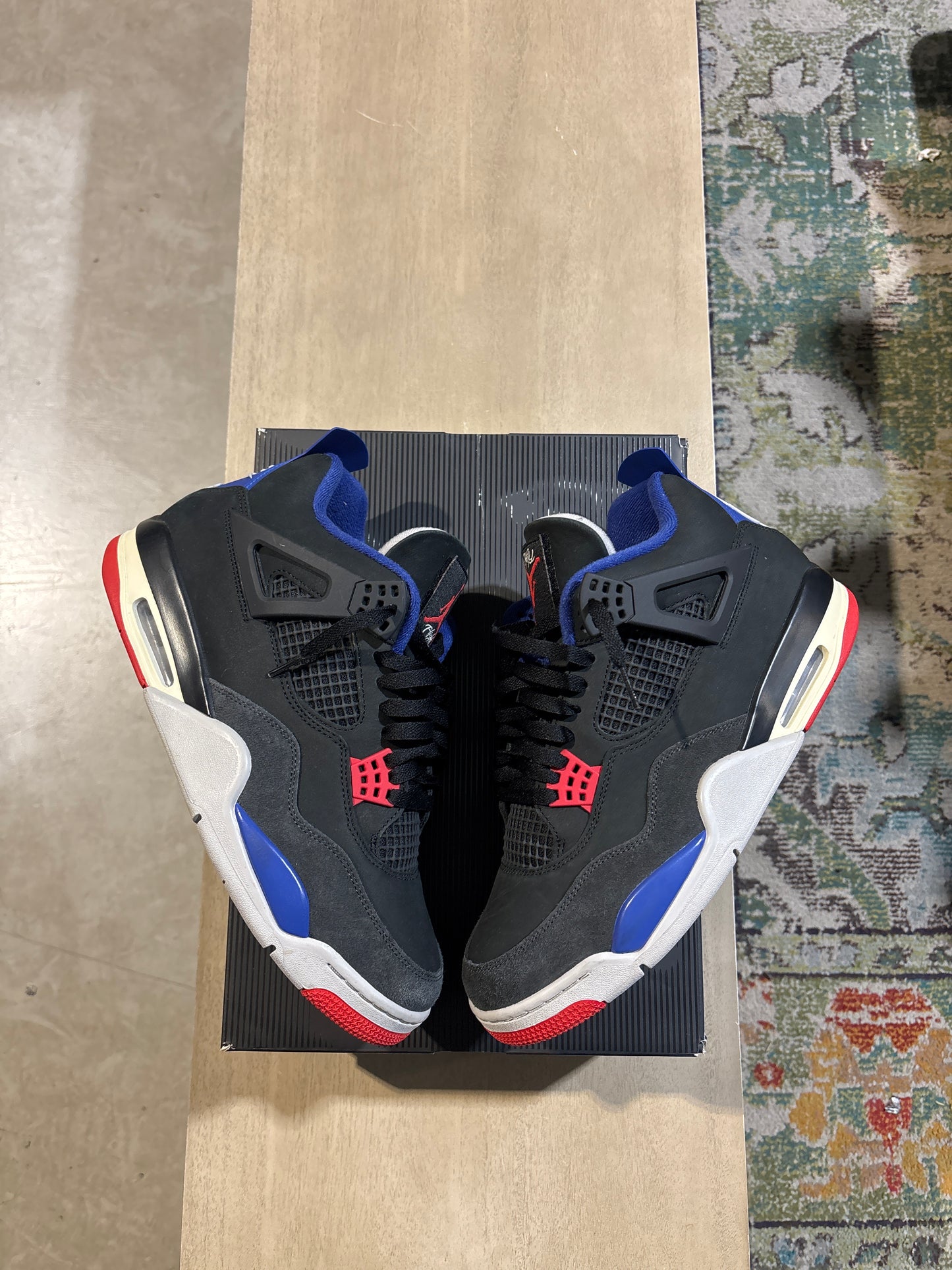 Jordan 4 rare air used sz 12