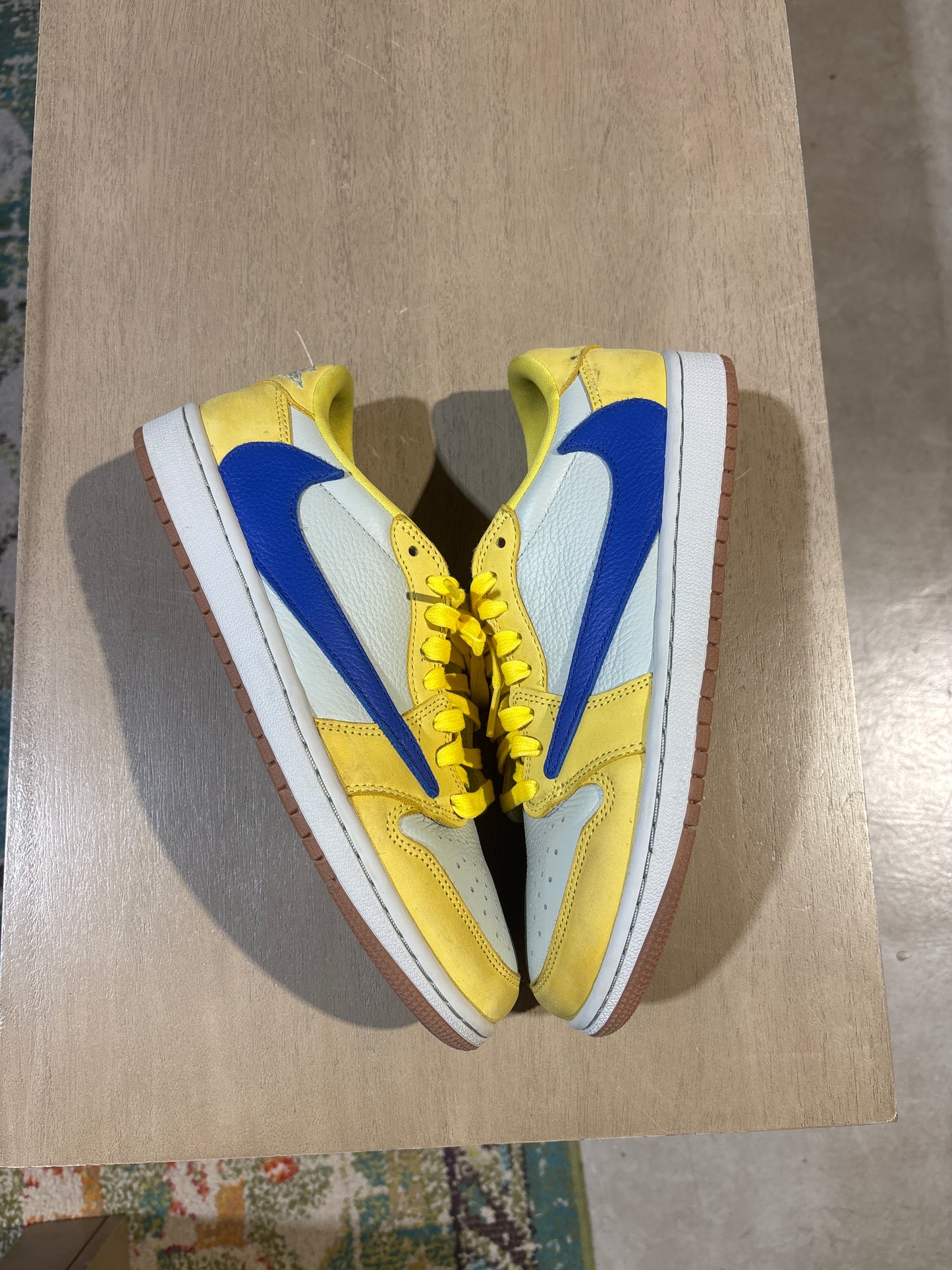 JORDAN 1 TRAVIS CANARY USED SZ 9.5W NB (1)