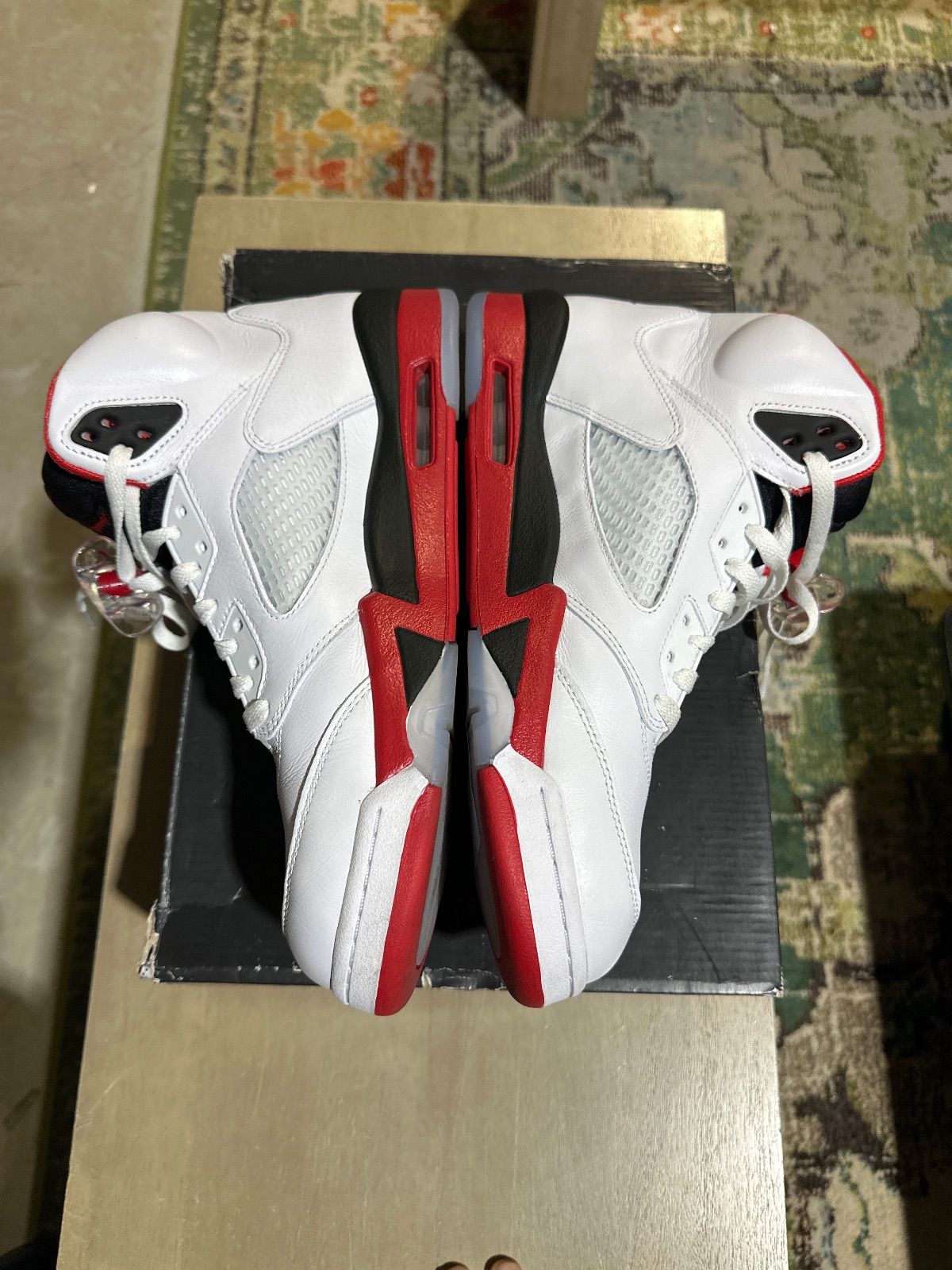 Jordan 5 Retro Fire Red Black Tongue (2025) - Pre-Owned