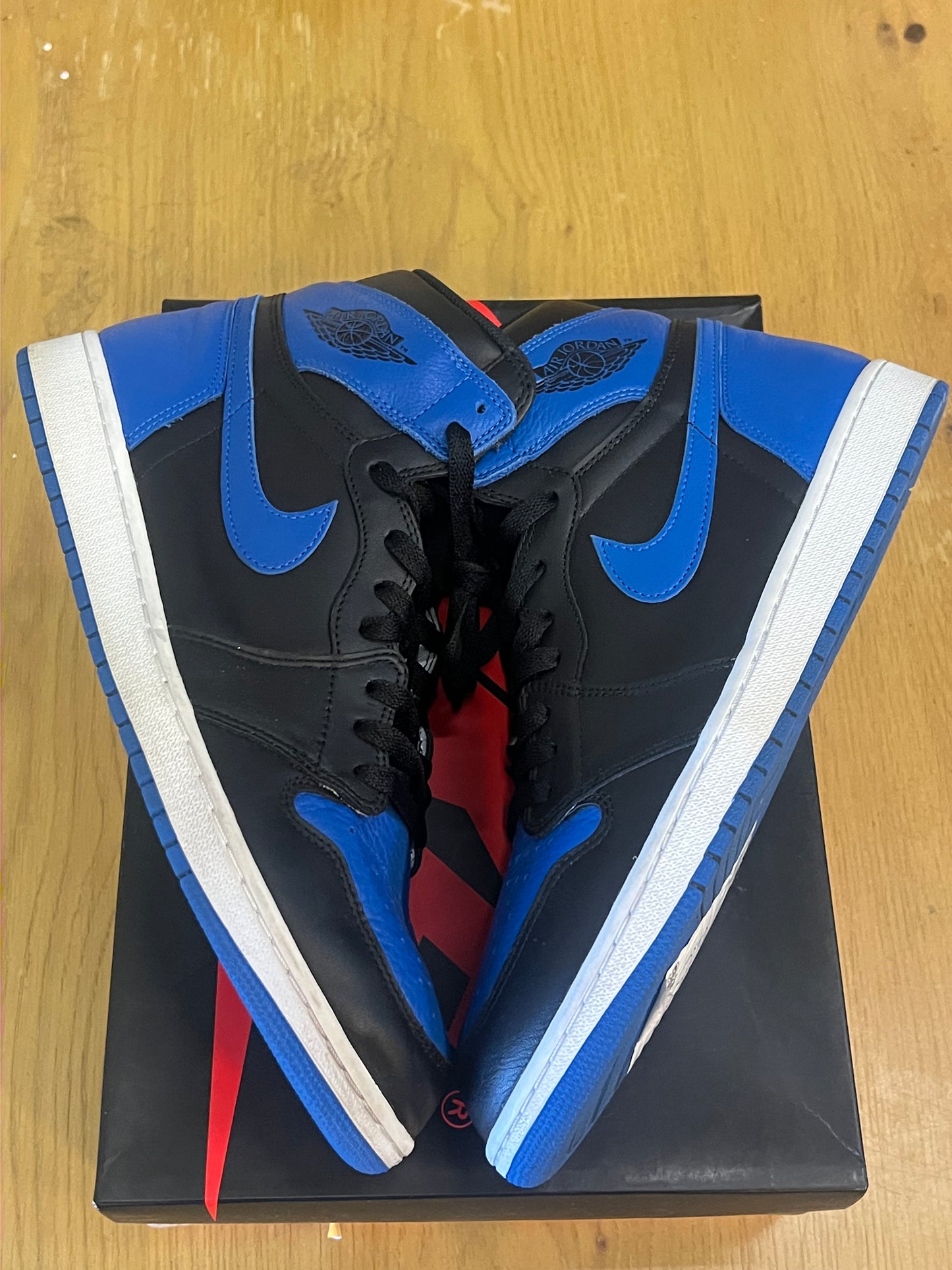AIR JORDAN 1 RETRO HIGH OG ROYAL Used Sz 13