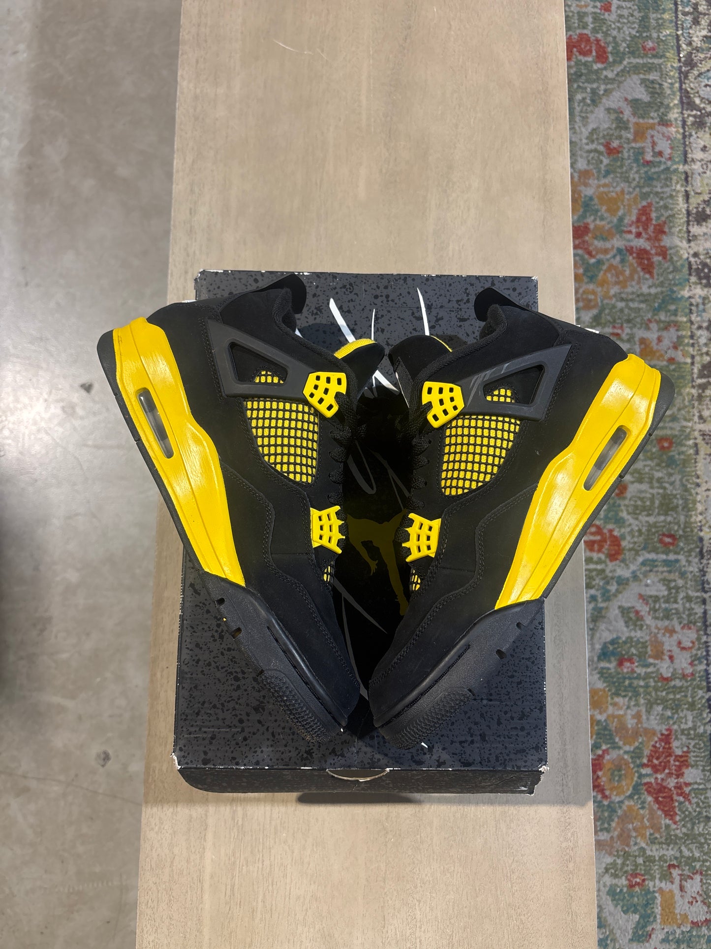 Jordan 4 Thunder Used Sz 9.5