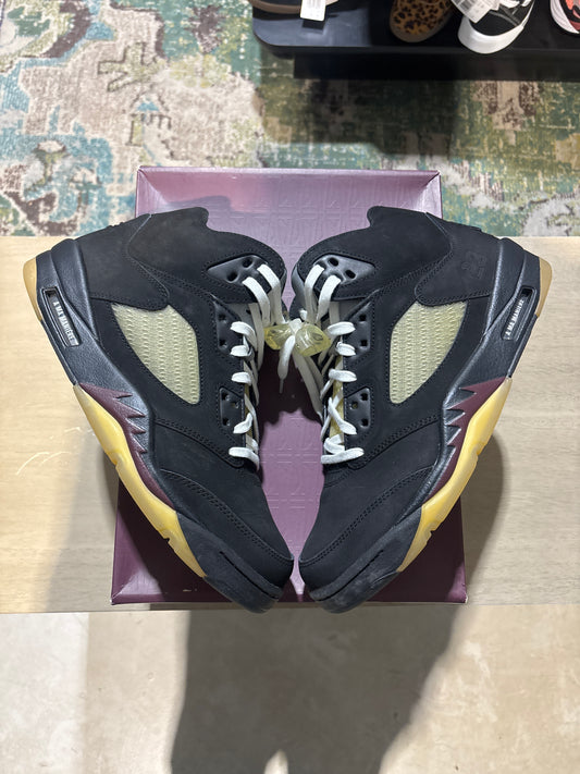 Black A MA Jordan 5 Used Size 10