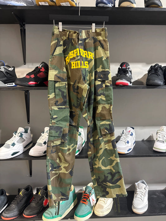 Gv Gallery Camo Pants