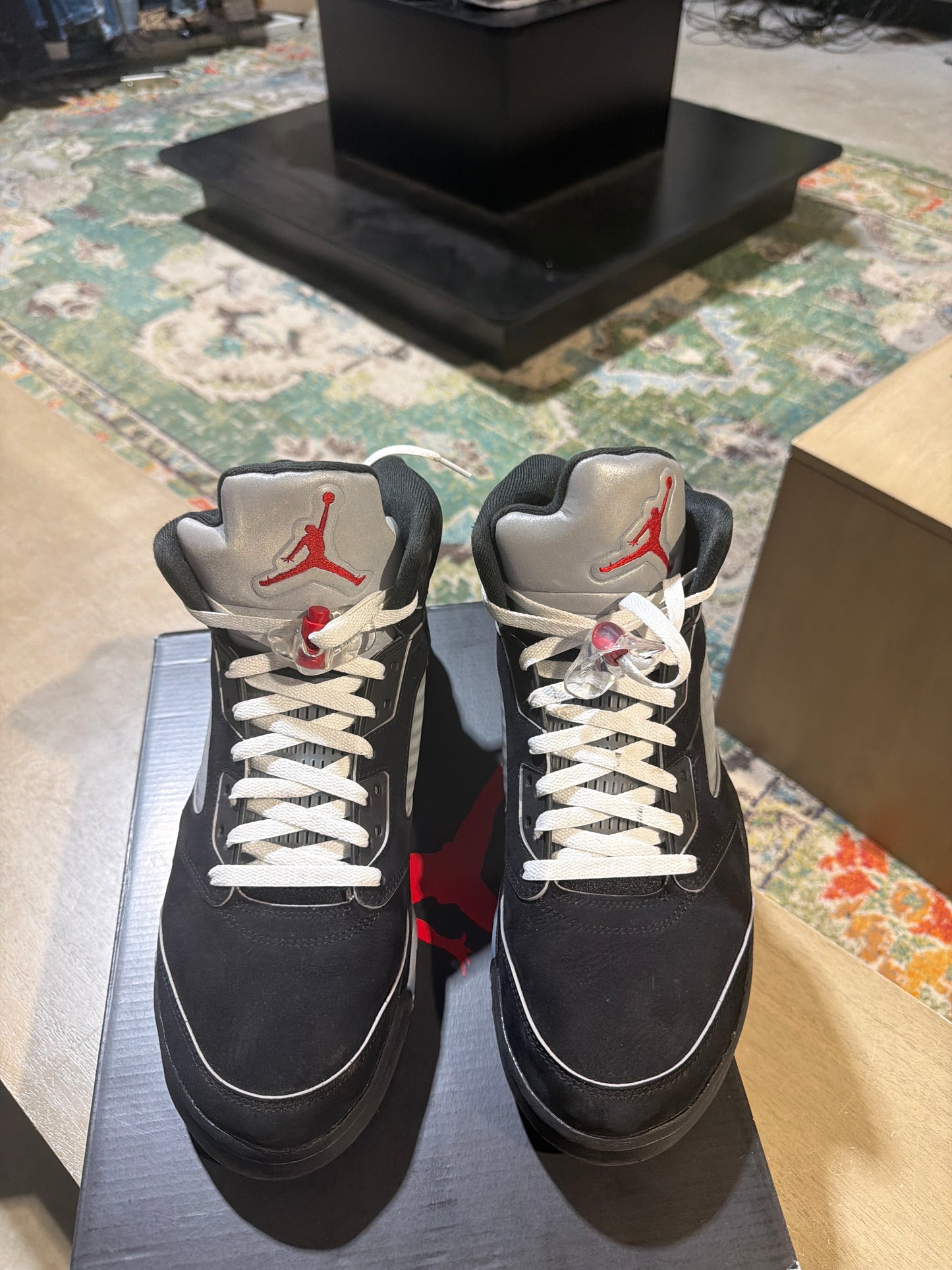 Jordan 5 Black Metallic Used Sz 12 (1)