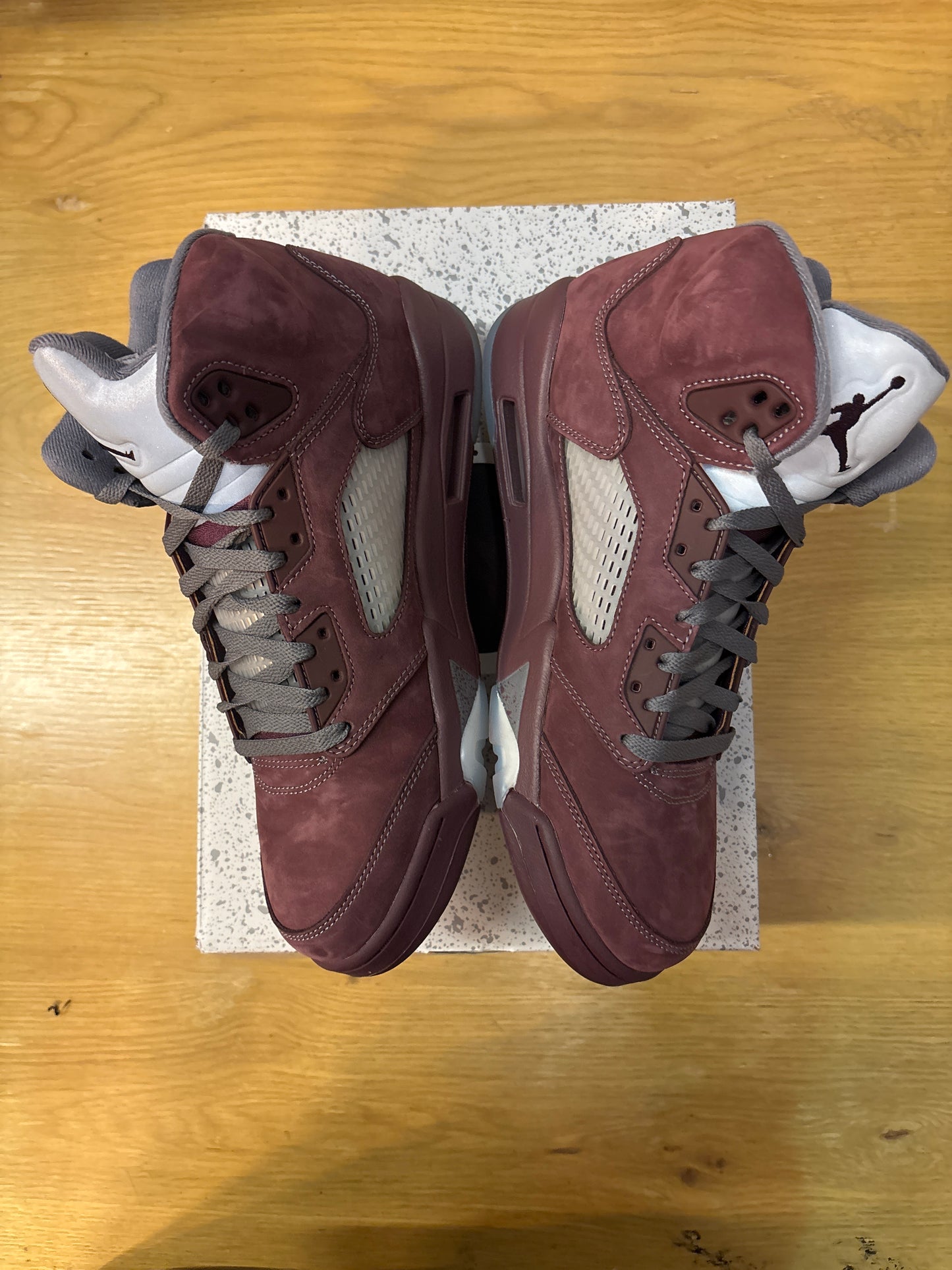 Jordan 5 Burgundy Used Size 10.5