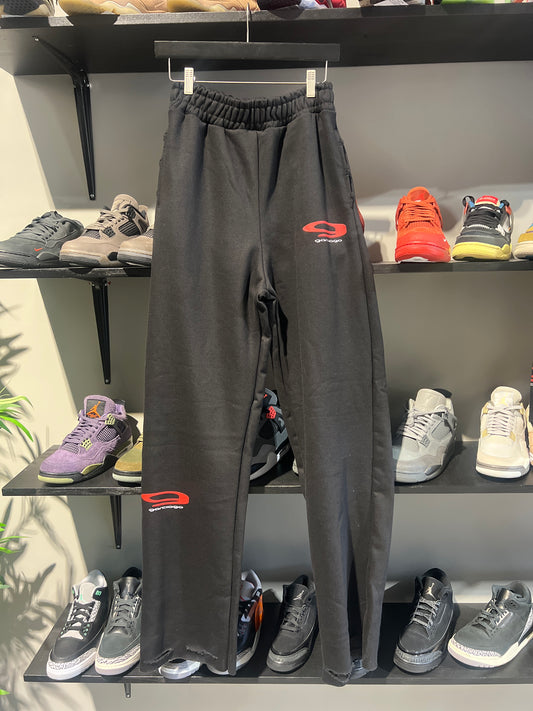 GARCIAGO BLACK AND RED SWEATPANTS