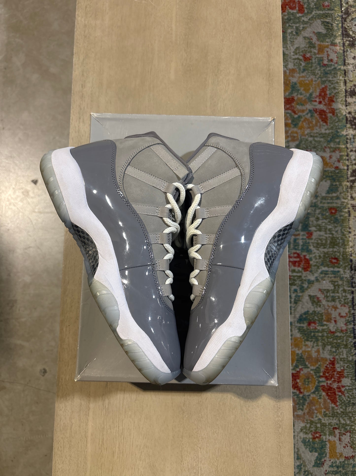 Jordan 11 Cool Grey Used sz 10.5