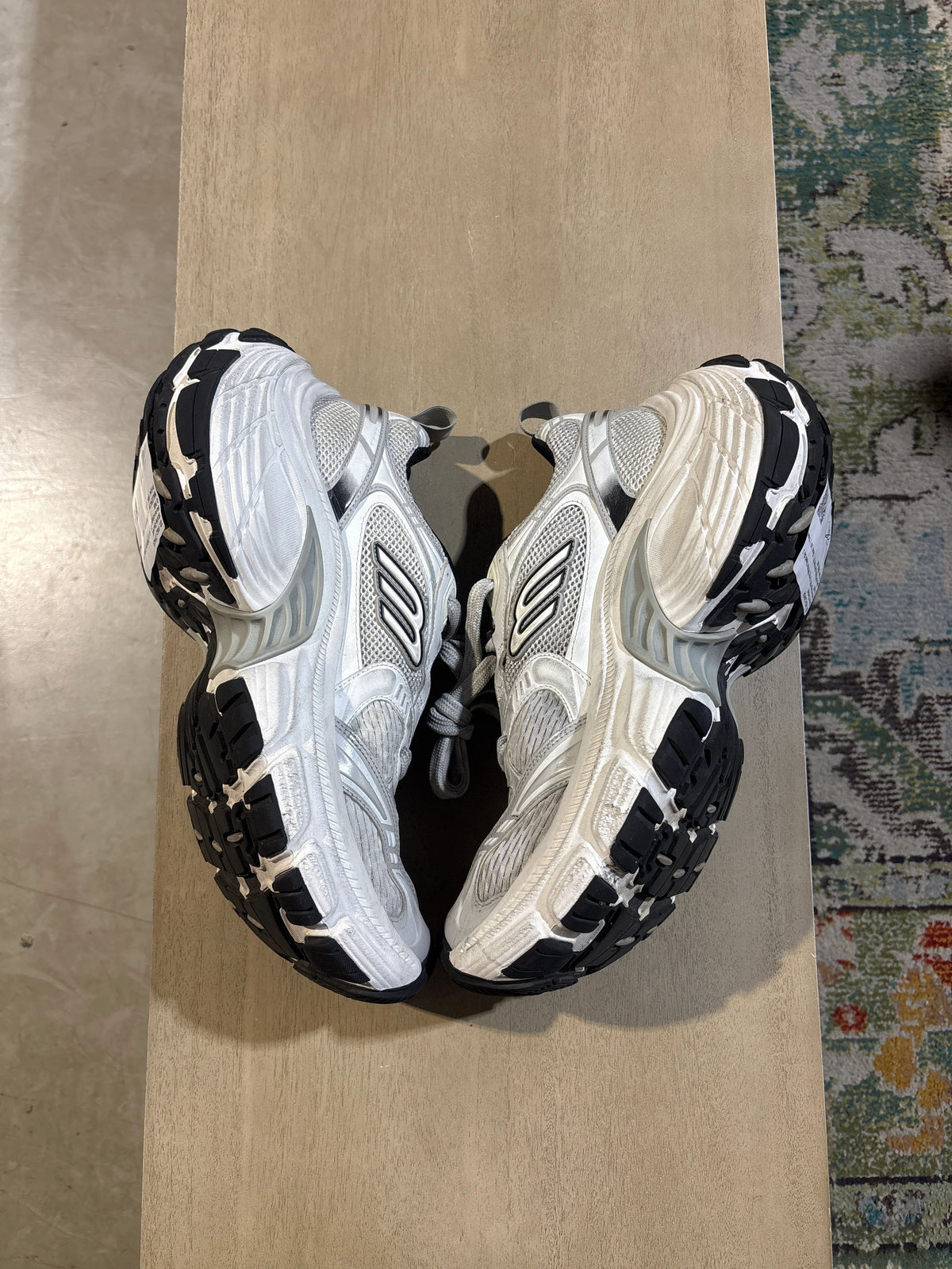 Balenciaga 6Xl Grey/White Used Sz 10 Nb - Pre-Owned