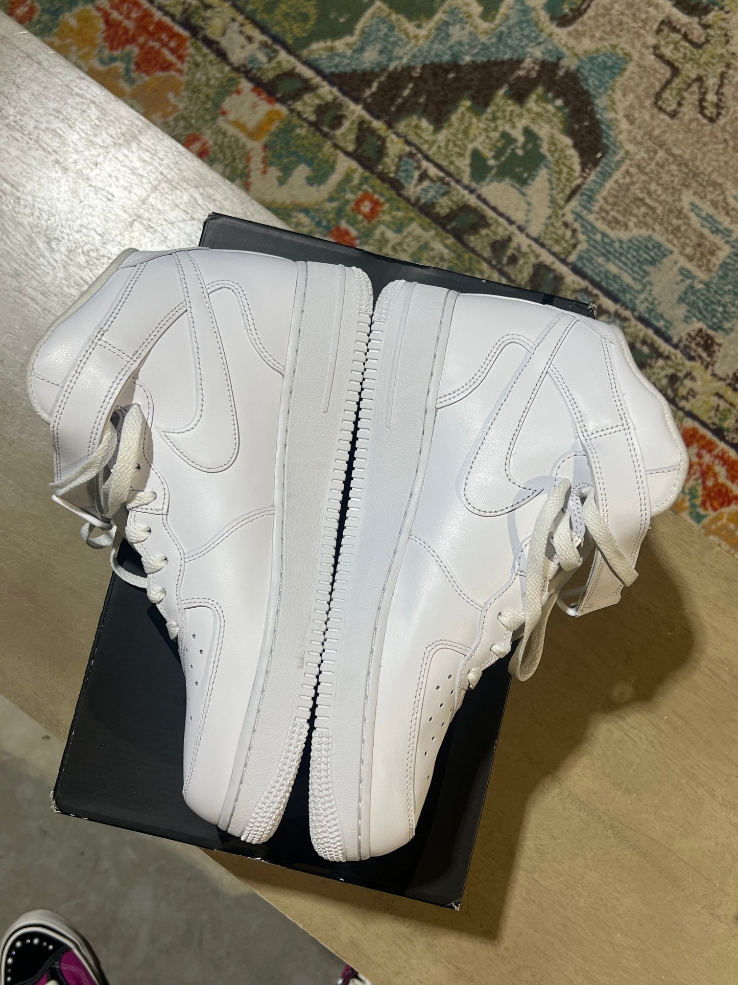 Nike Supreme Air Force 1 Mid Used 10.5