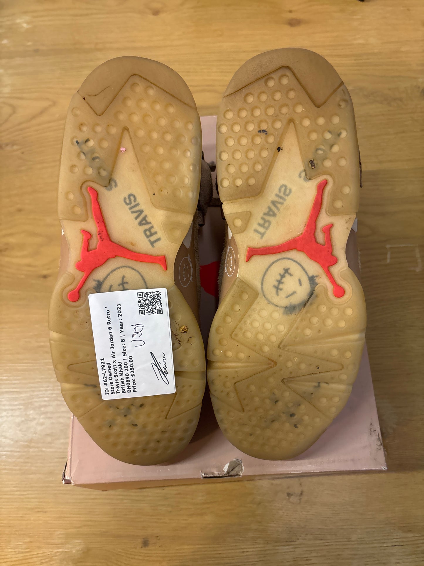 TRAVIS X JORDAN 6  KHAKI Used Sz 8