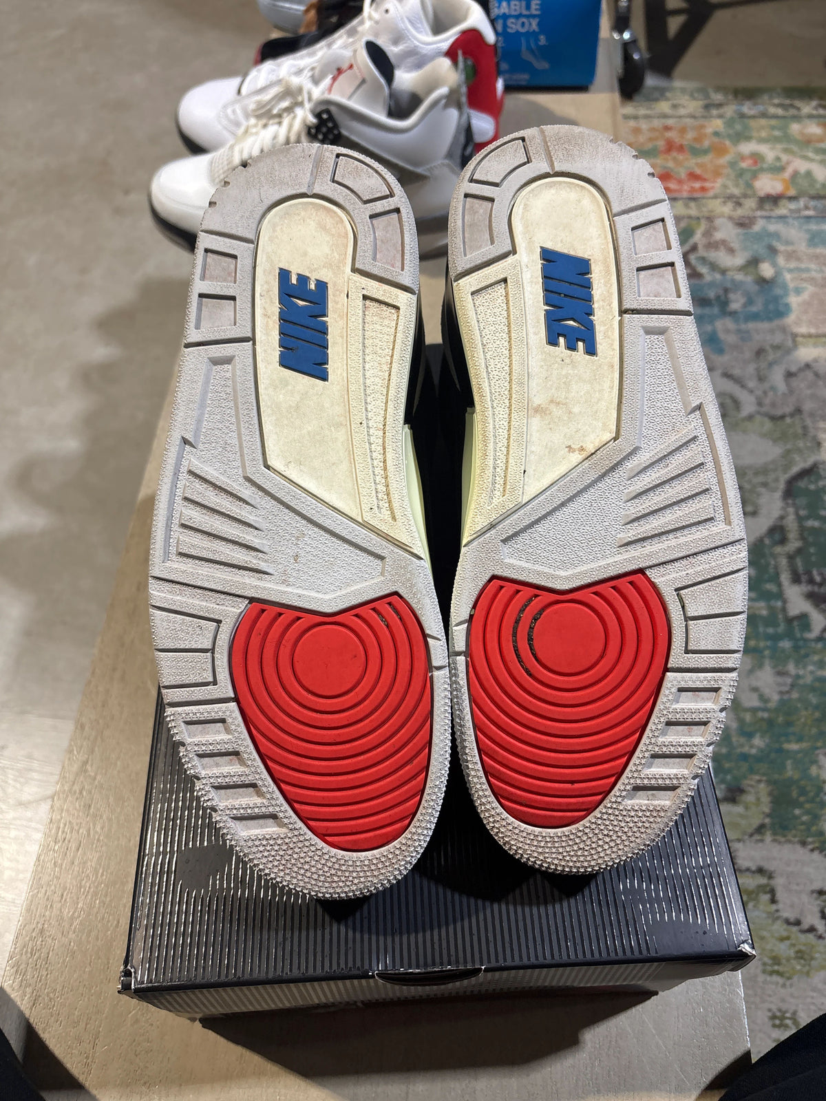 Jordan 3 Retro OG Rare Air - Pre-Owned