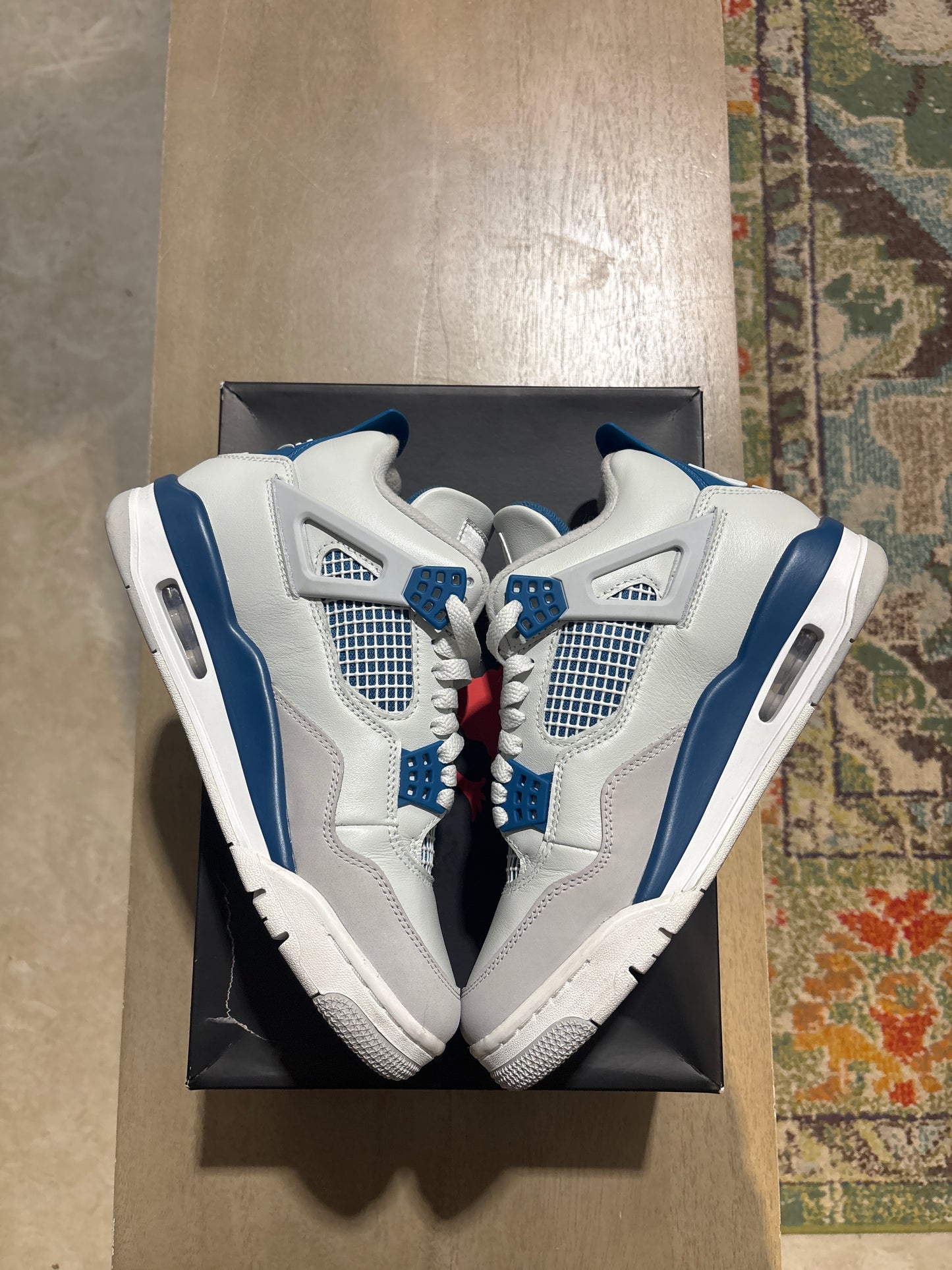 Air Jordan 4 military blue used sz 7.5