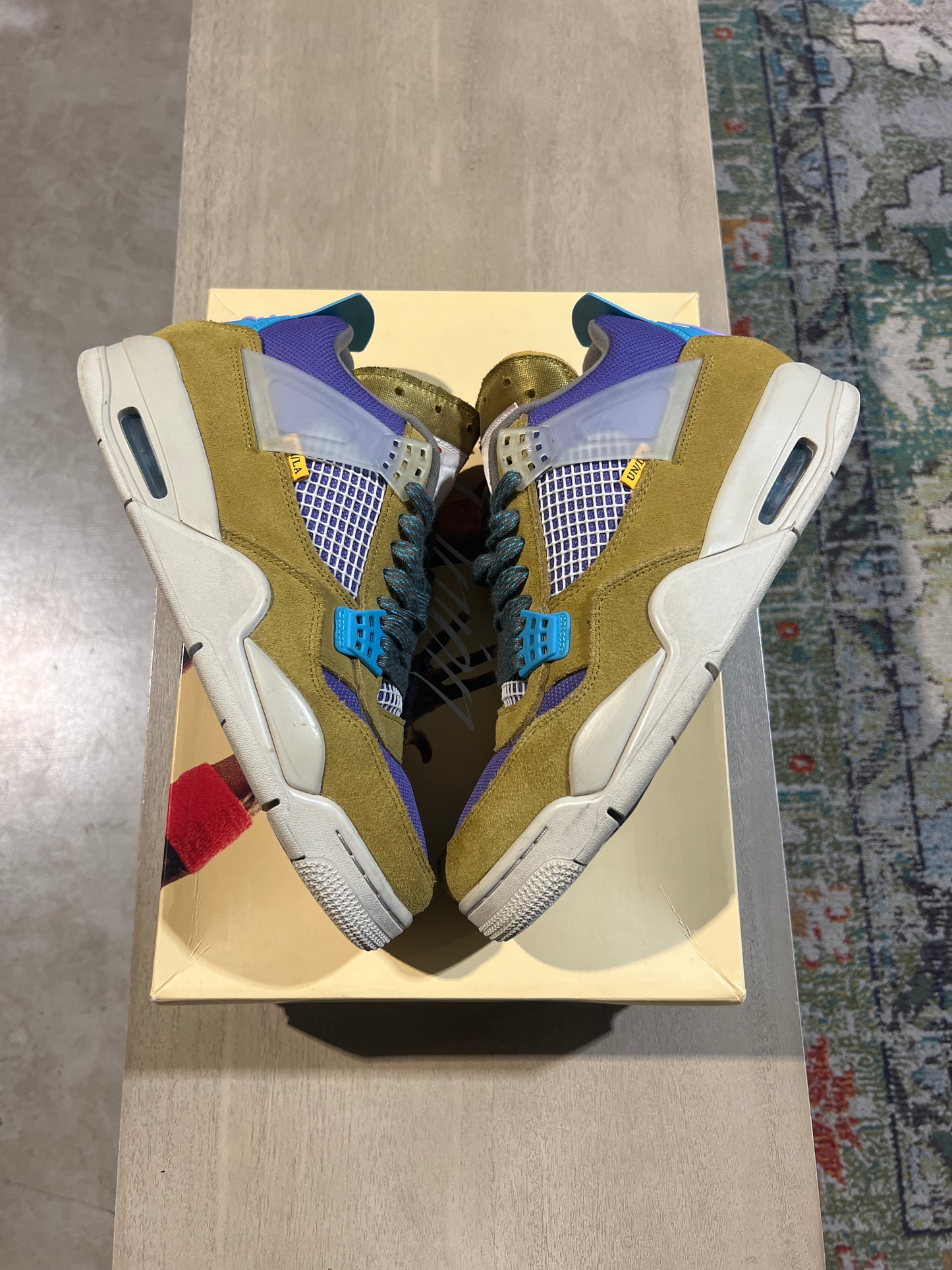 Jordan 4 Union Desert Moss used Sz 9.5 (2)