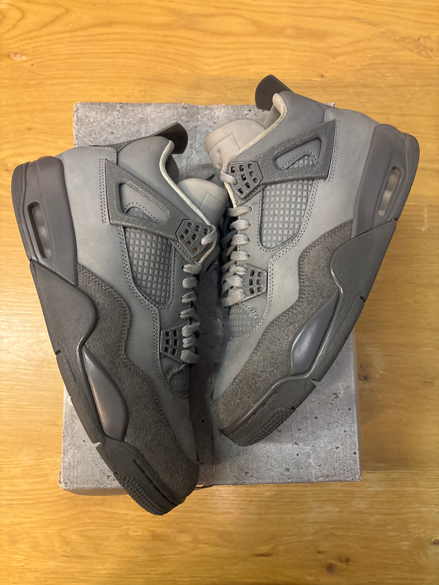 JORDAN 4 WET CEMENT USED SZ 9.5