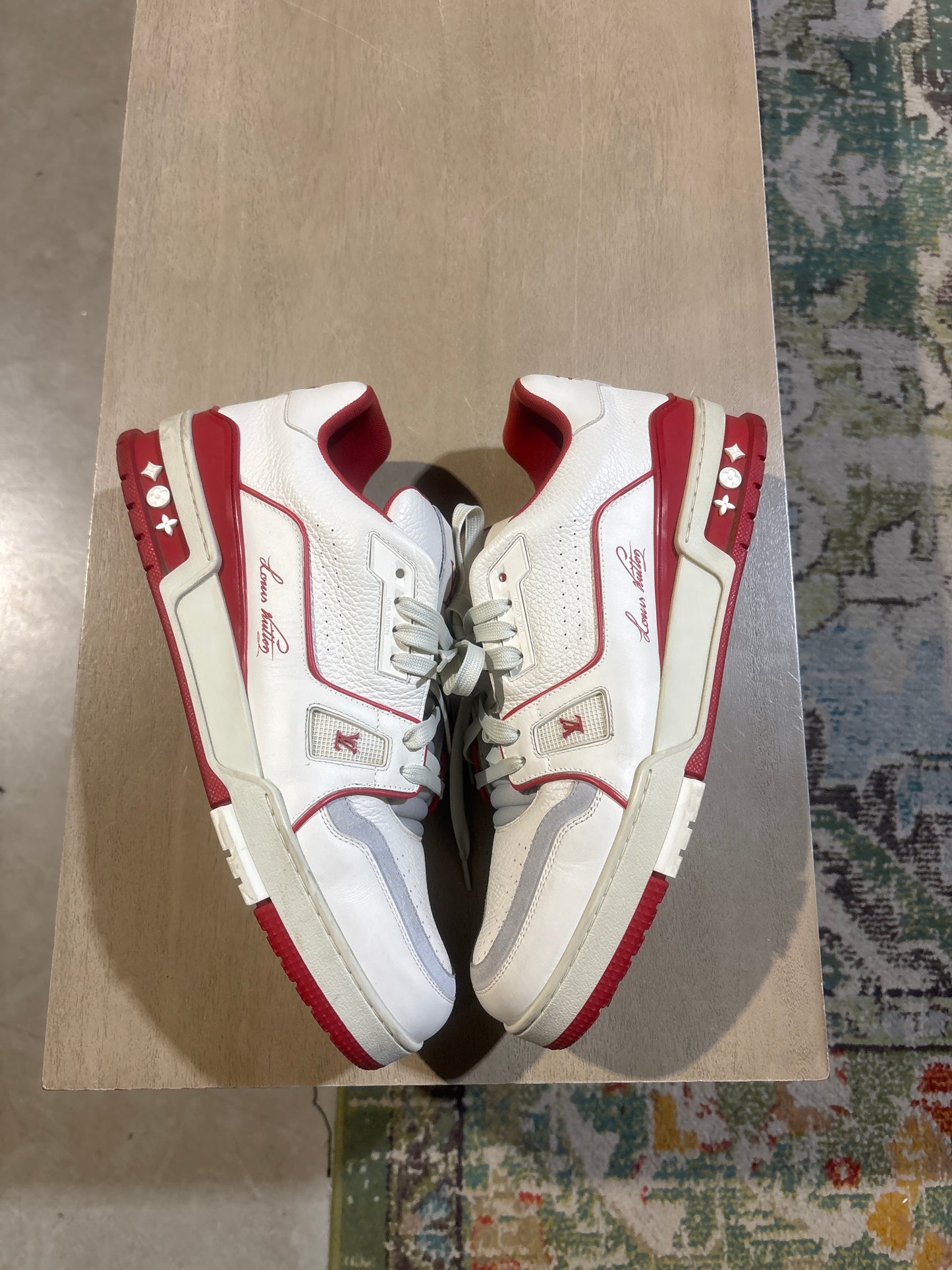 Lv White/Red 54 Trainers Used Sz 10 NB