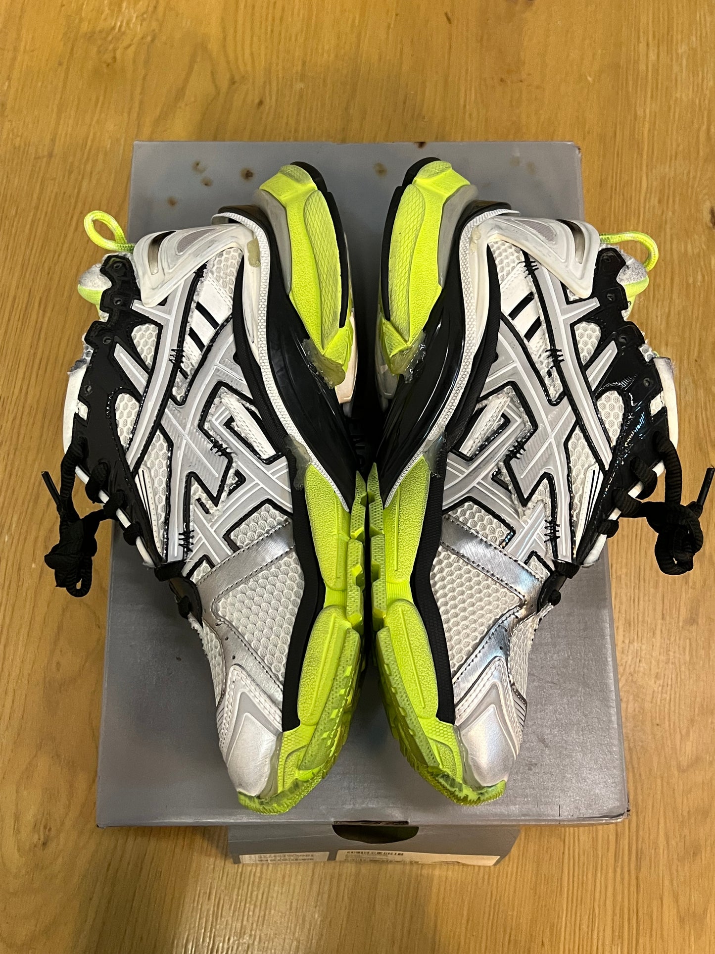 Balenciaga Runner White Neon Yellow Used Sz 11