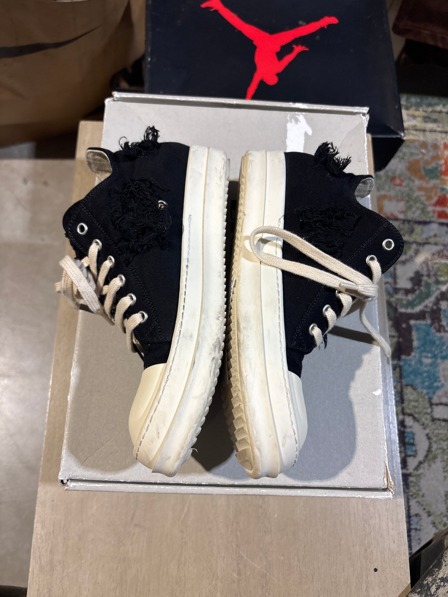 Rick Ramones Black Distressed Used Sz 5.5