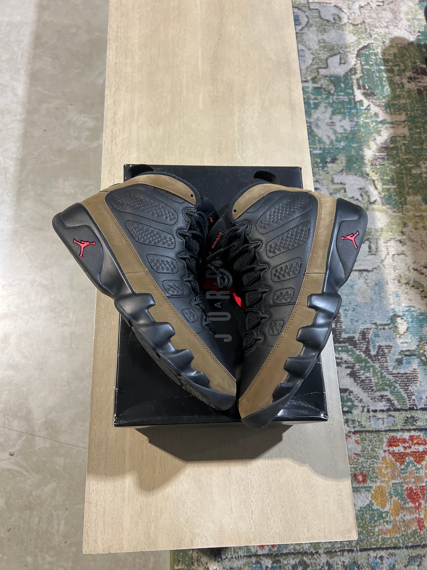 Jordan 9 Olive Used Size 11