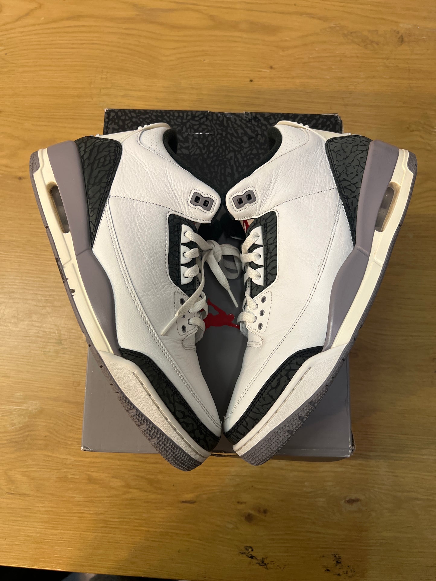 Air Jordan 3 cement grey used sz 12