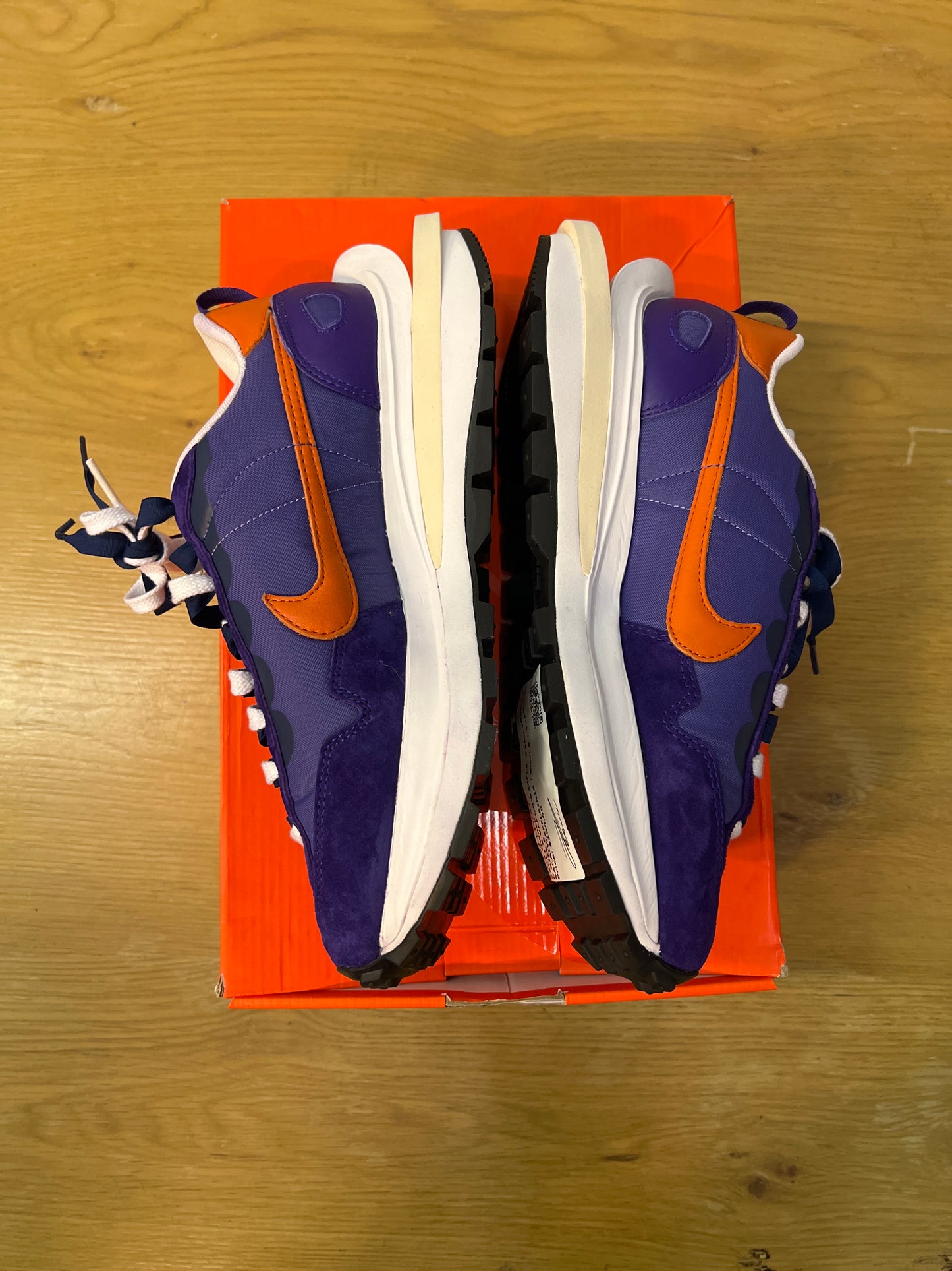 SACAI X VAPORWAFFLE DARK IRIS USED SIZE 8