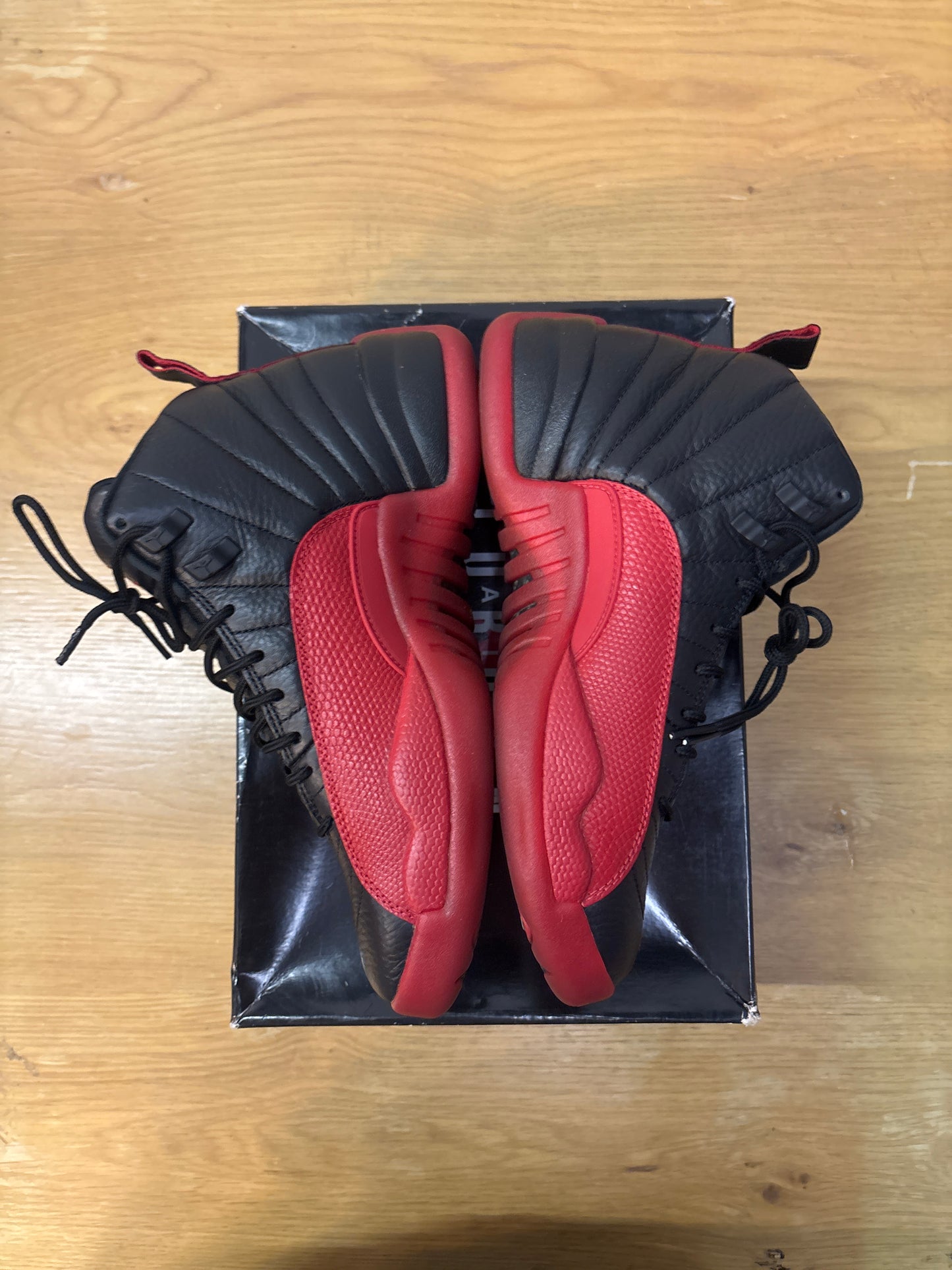 JORDAN 12 FLU GAME 2025 Used 8.5 RB
