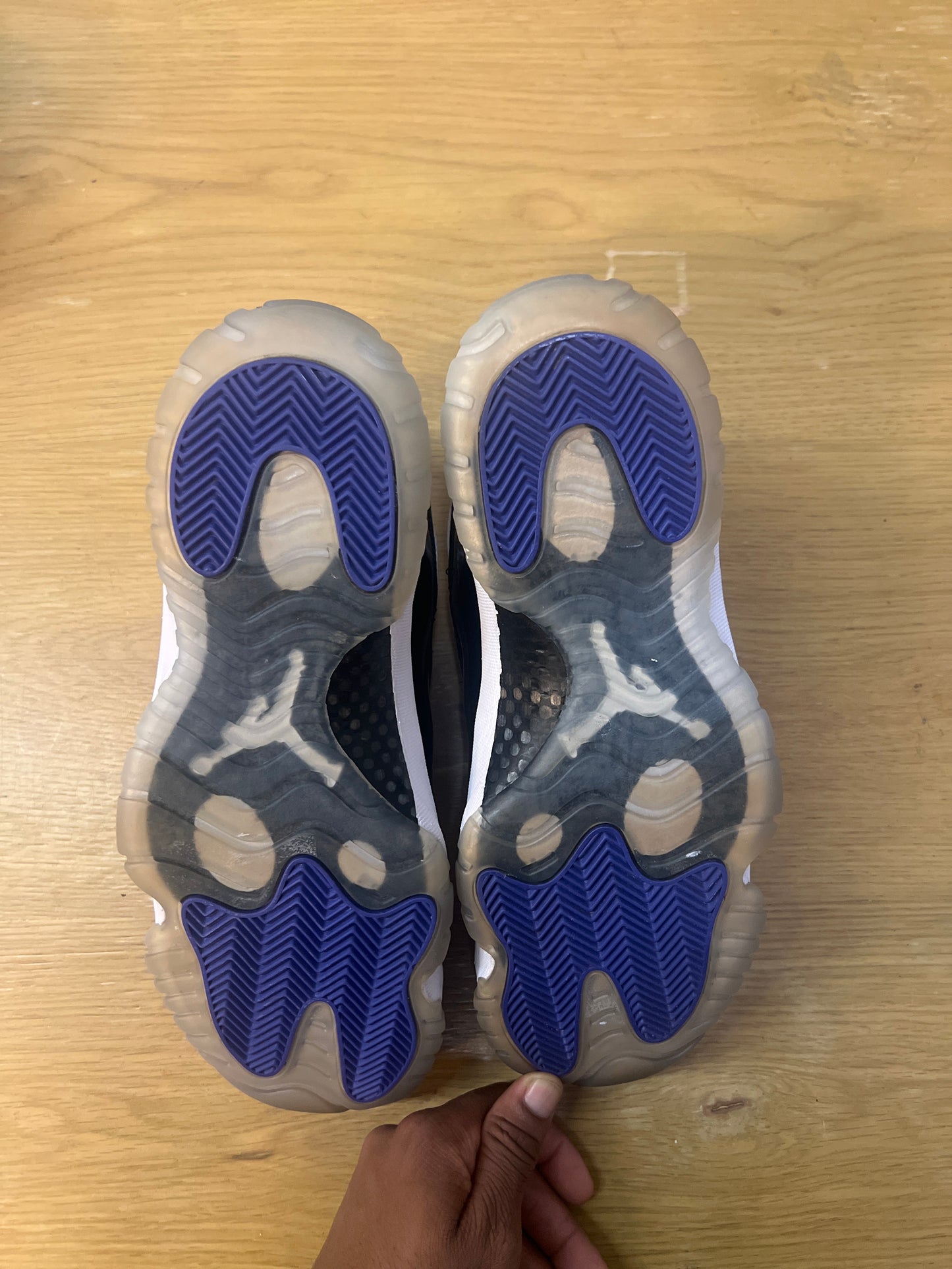 Jordan 11concord used10