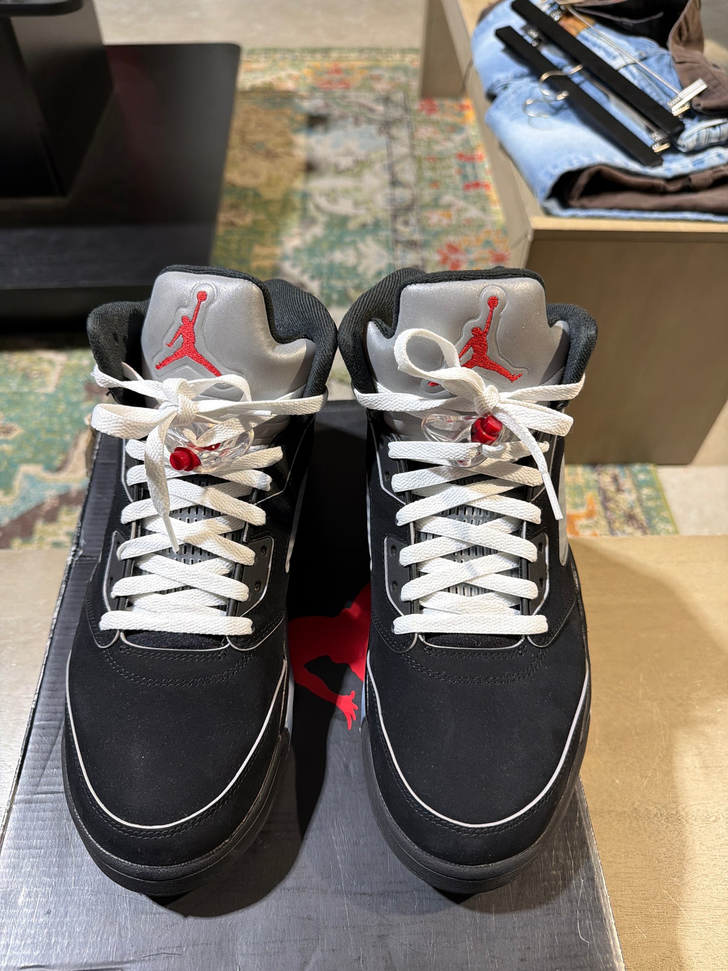 Jordan 5 Metallic Used Sz 10.5 (1)