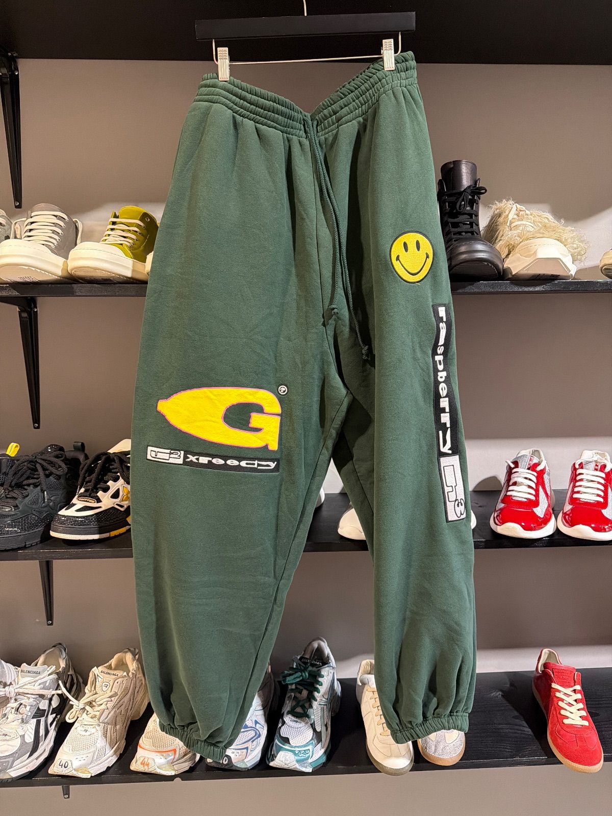 Greedy Unit x Gv Gallery Green Sweats