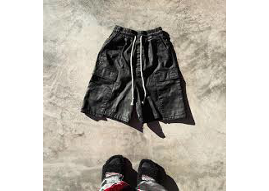 hellbent black wax short