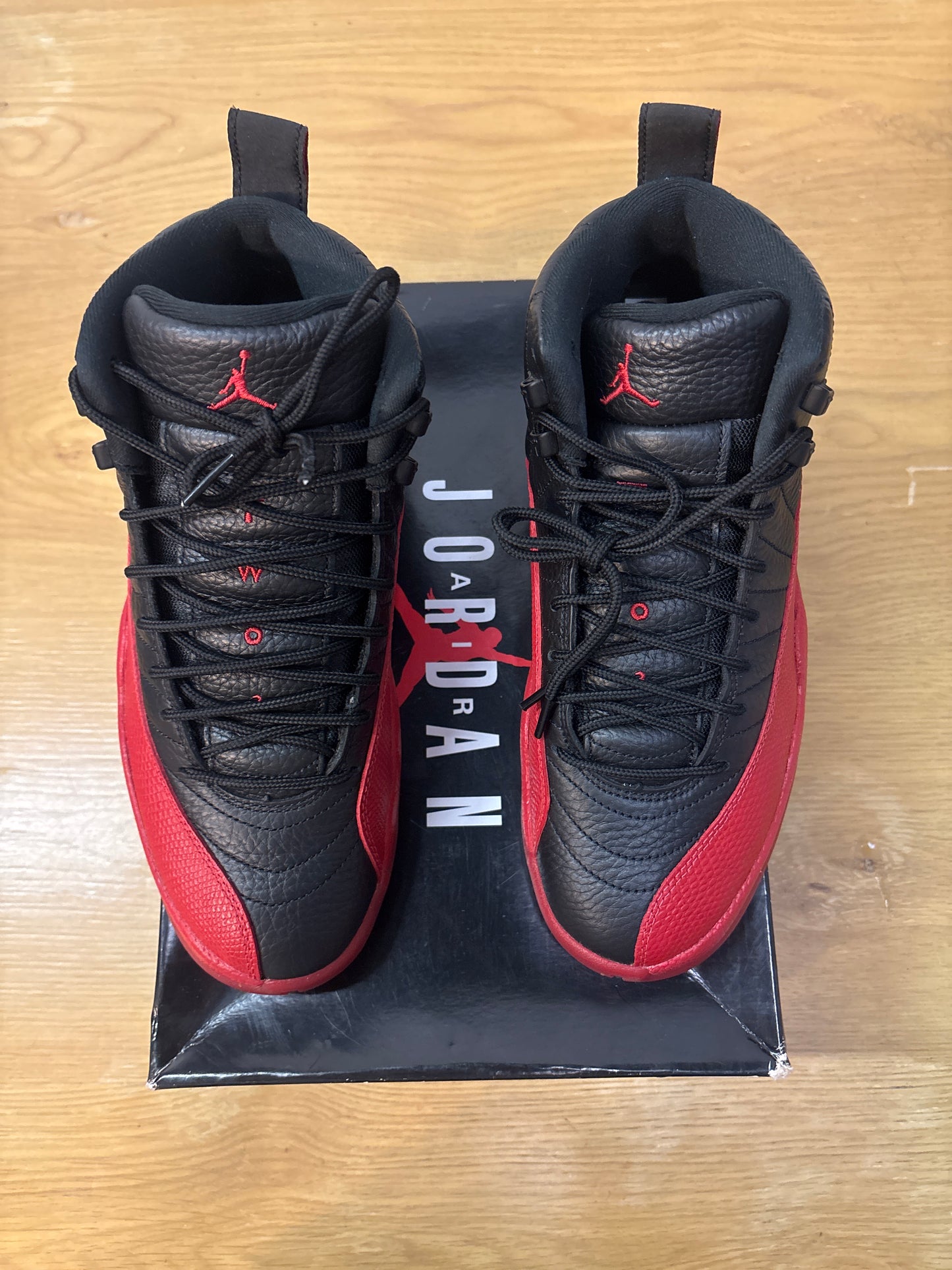 JORDAN 12 FLU GAME 2025 Used 8.5 RB
