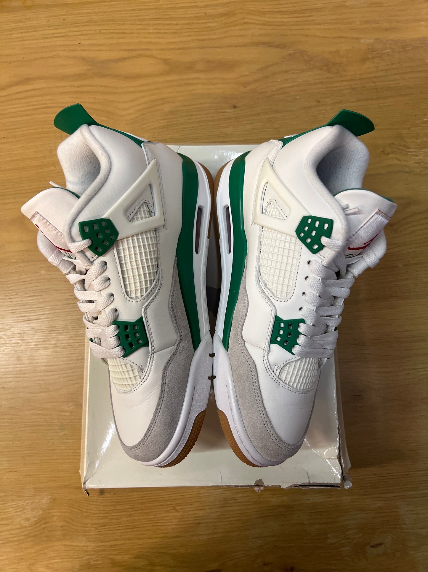 Air Jordan 4 Sb Pine Green Sz 8.5 Used