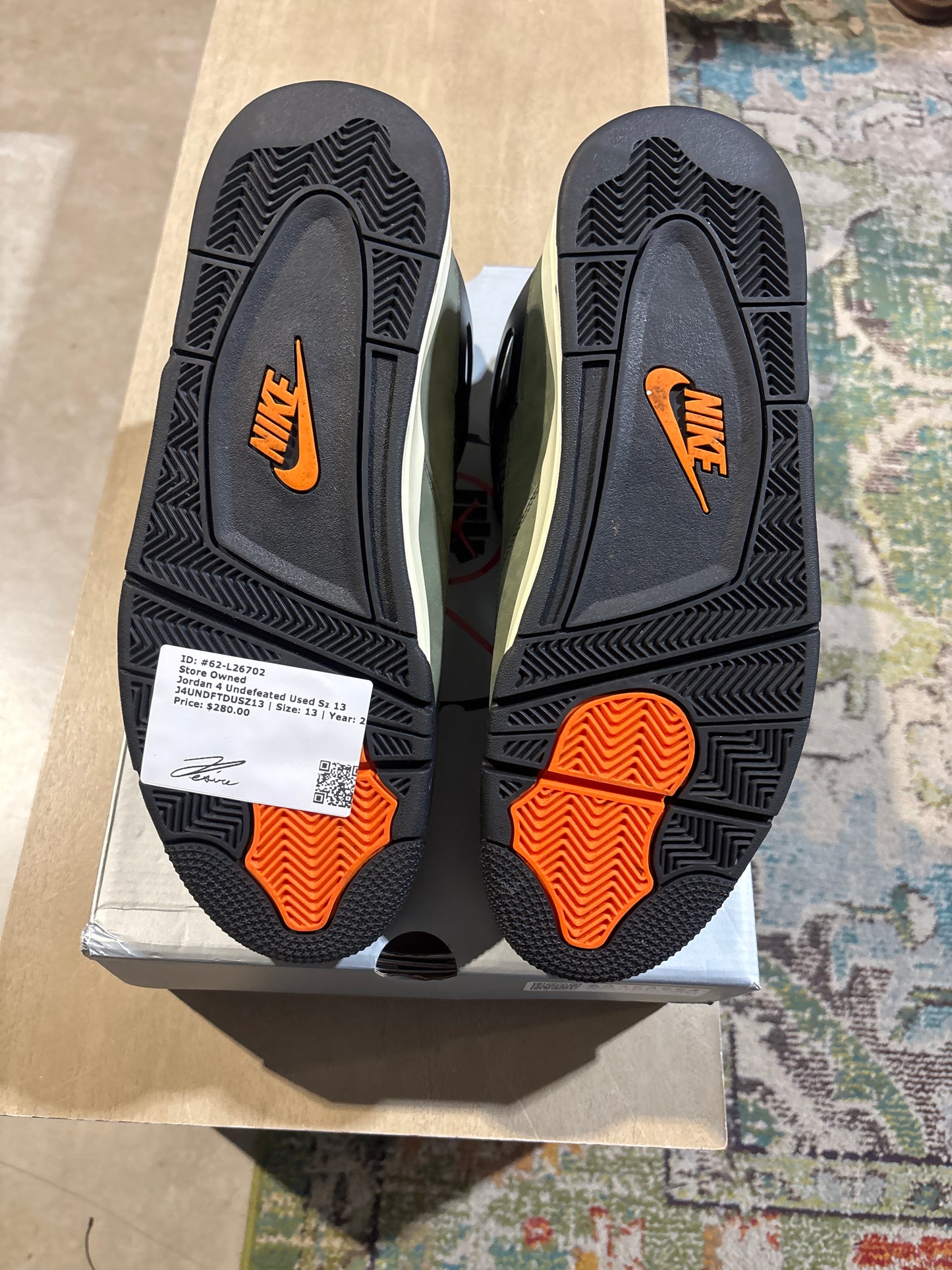 Jordan 4 Undefeated Used Sz 13