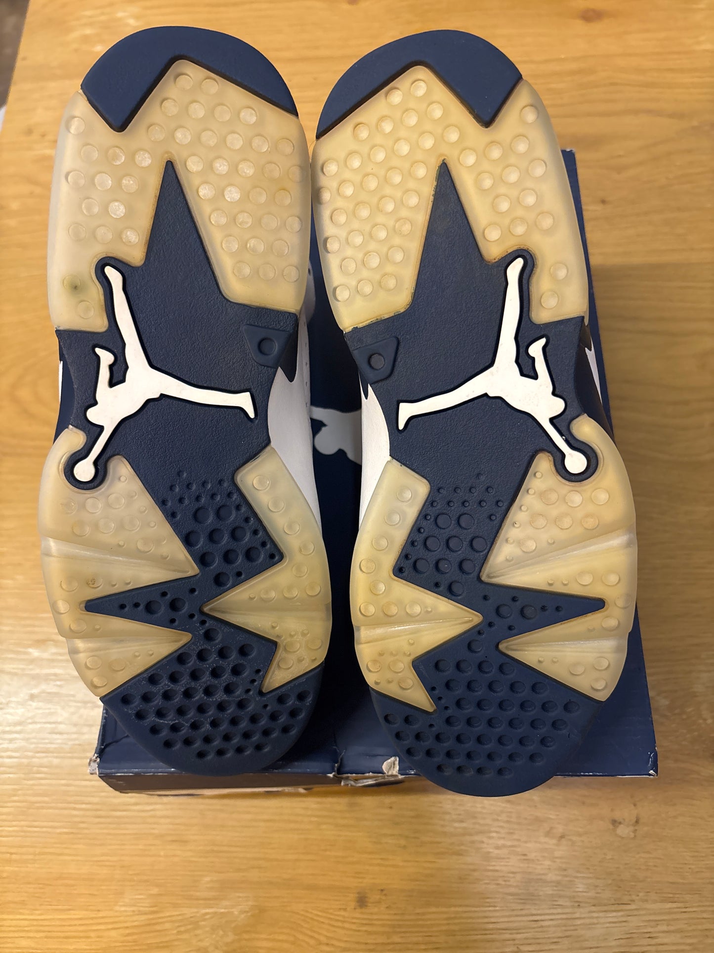 JORDAN 6 MIDNIGHT NAVY 2022 Sz 9