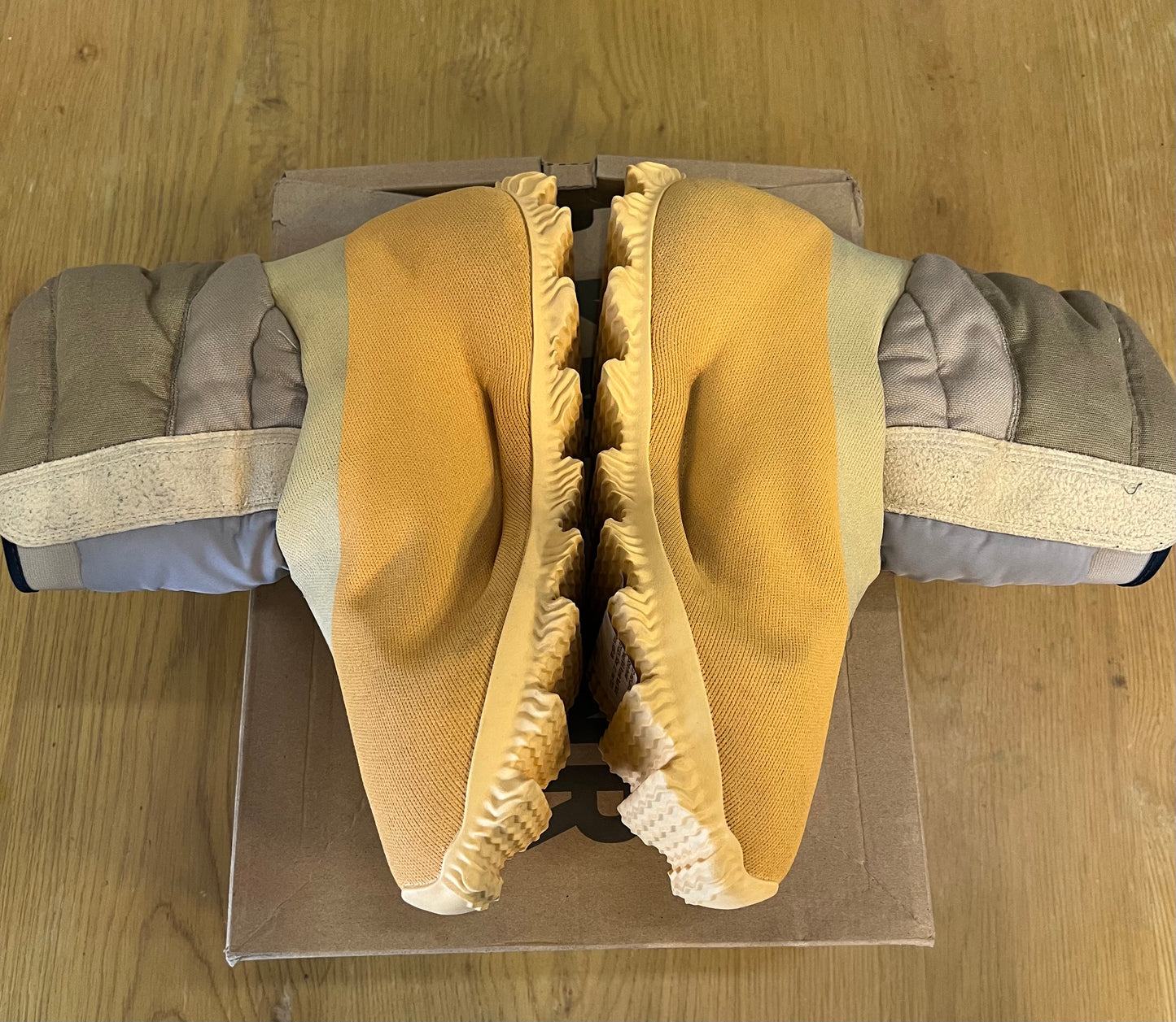 Yeezy Knit runner boot sulfur used sz 12