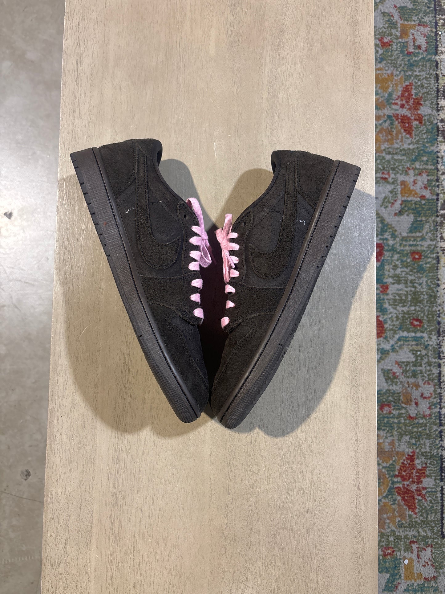 Travis Scott Velvet Brown Used Sz 11 NB