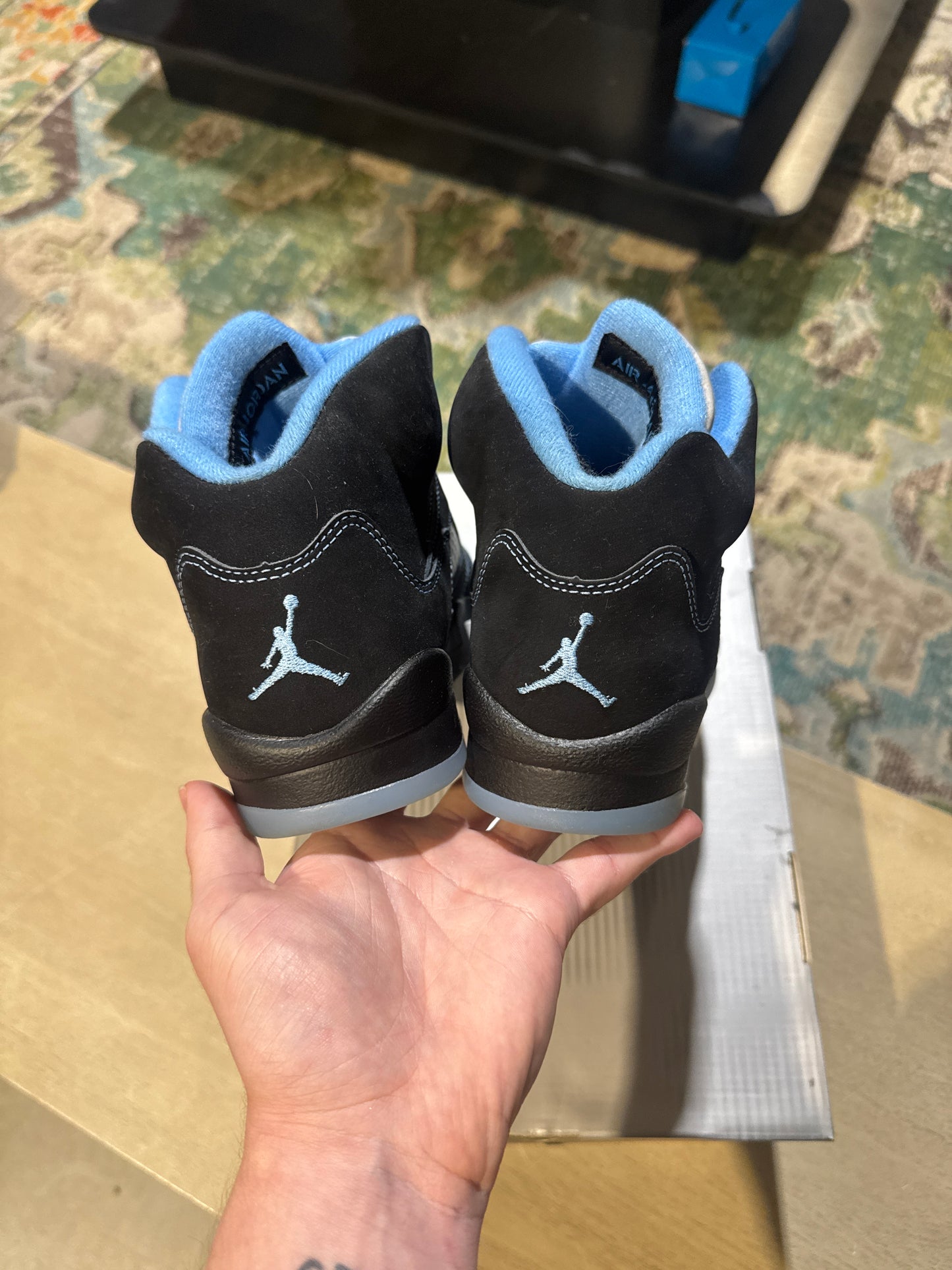 Jordan 5 Black University Blue Used Sz 6.5Y