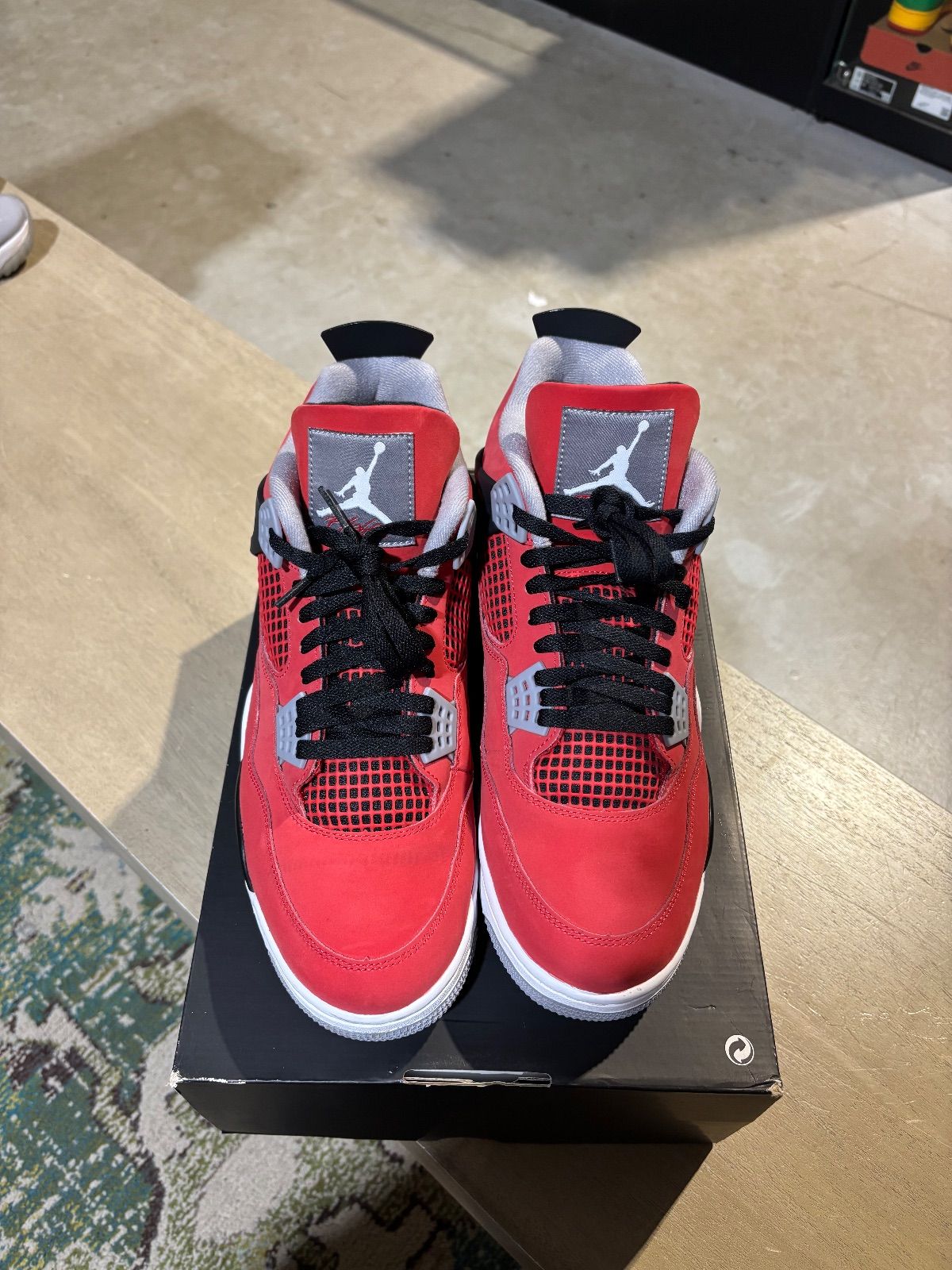 Jordan 4 Retro Toro Bravo (2026) - Pre-Owned (Damaged Box)