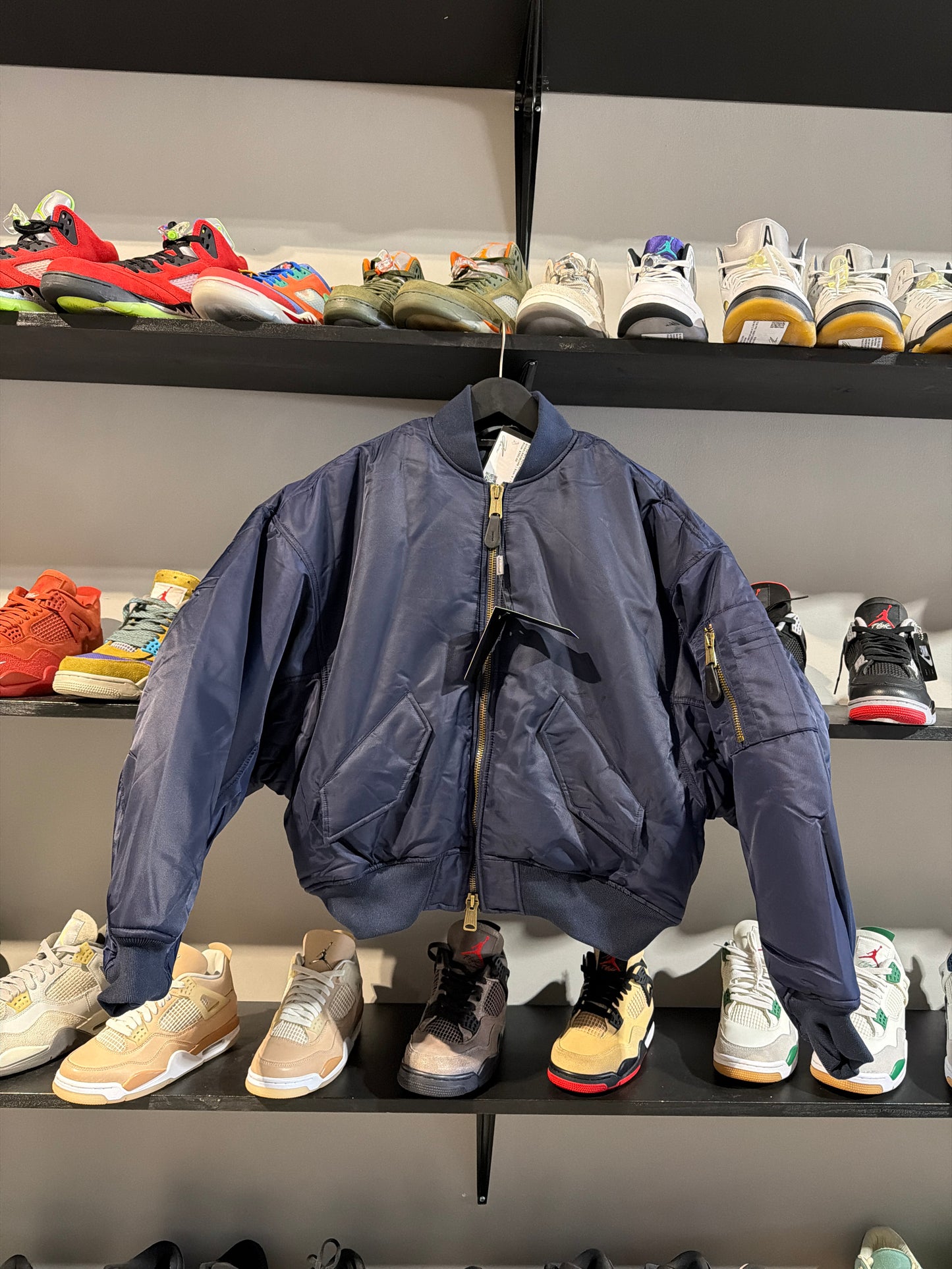 Gv Gallery Navy Bomber